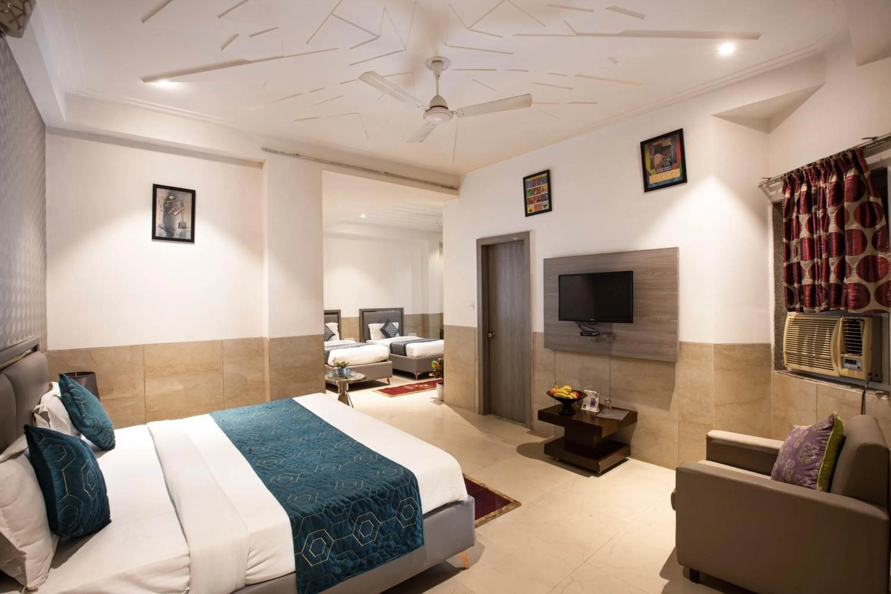 Bedroom, Bed in Hotel DELHI 37 by STAR GROUP