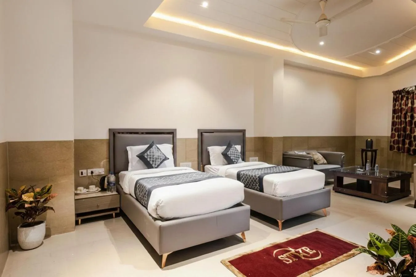 Bedroom, Bed in Hotel DELHI 37 by STAR GROUP