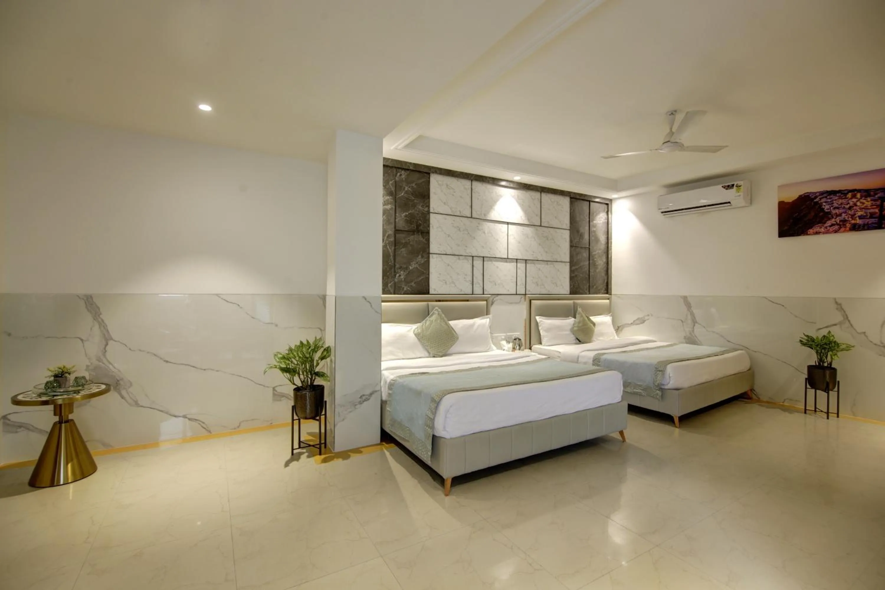 Bed in Hotel DELHI 37 by STAR GROUP