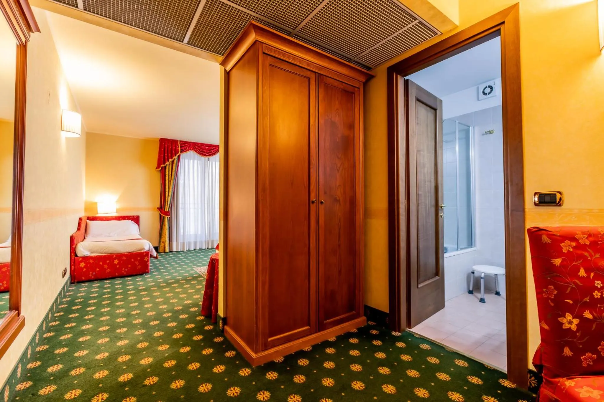 Bed in Hotel Cristallo