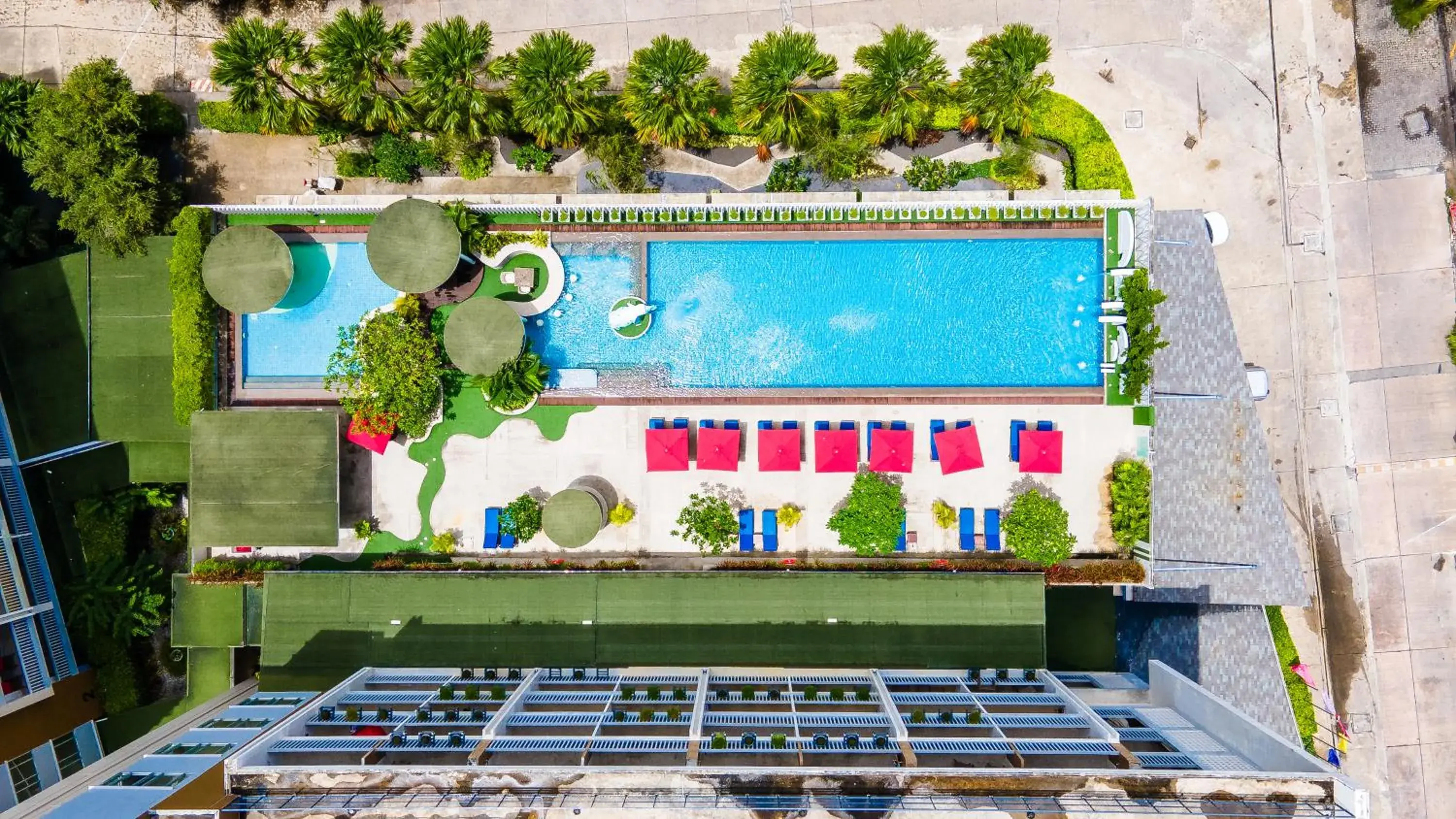 Swimming pool in Ramada by Wyndham Phuket Deevana Swimming pool in Ramada by Wyndham Phuket Deevana