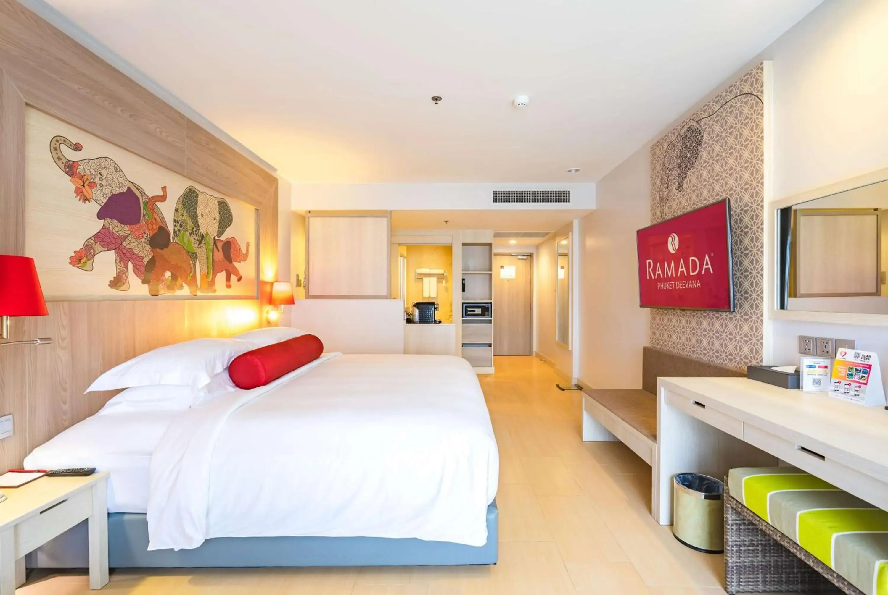 Photo of the whole room, Bed in Ramada by Wyndham Phuket Deevana Photo of the whole room, Bed in Ramada by Wyndham Phuket Deevana