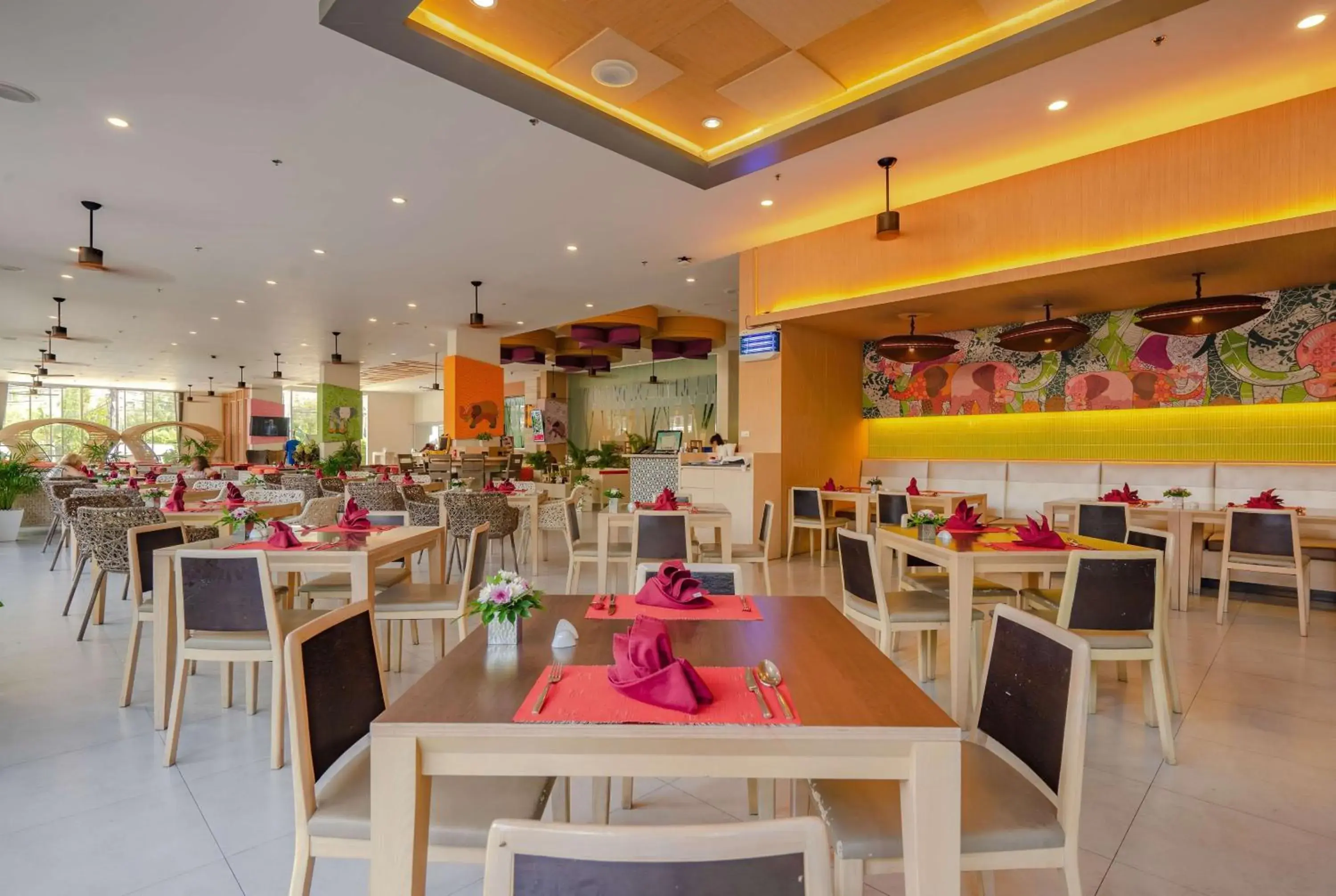 Restaurant/places to eat in Ramada by Wyndham Phuket Deevana Restaurant/places to eat in Ramada by Wyndham Phuket Deevana