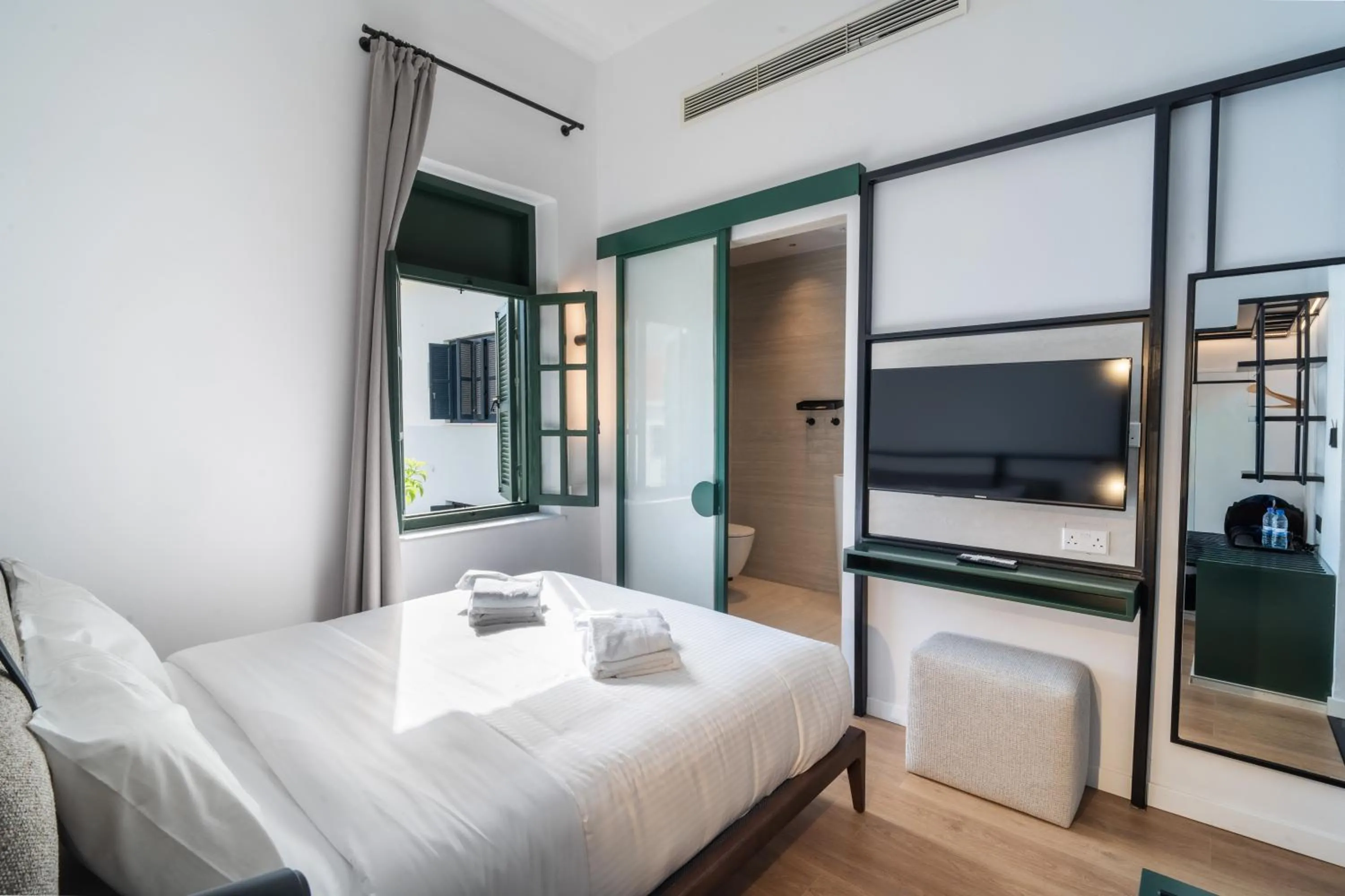 Deluxe Double Room in Kentrikon 1924 Boutique Hotel, Old Town