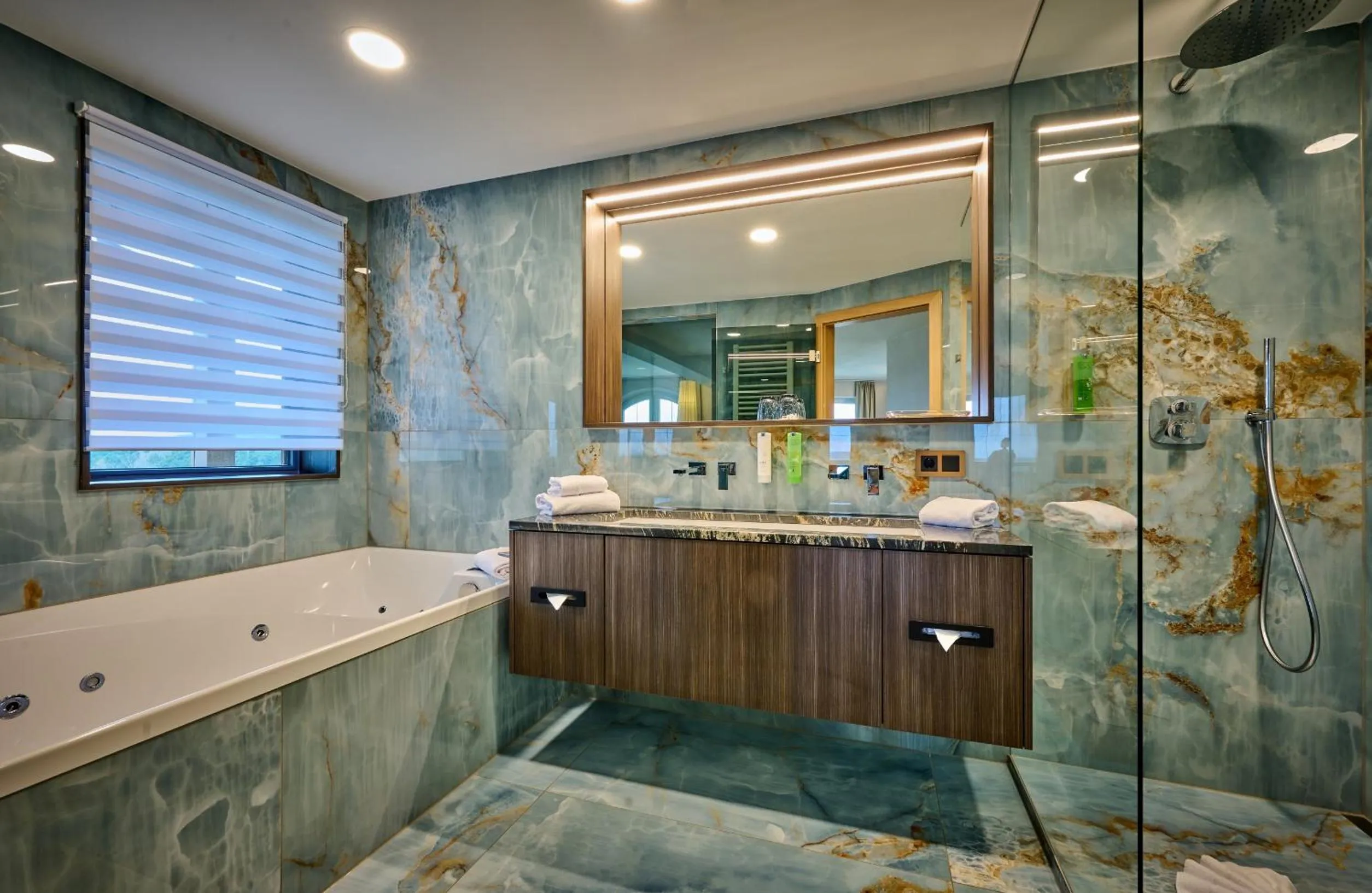 Bathroom in Der Birkenhof Spa & Genuss Resort