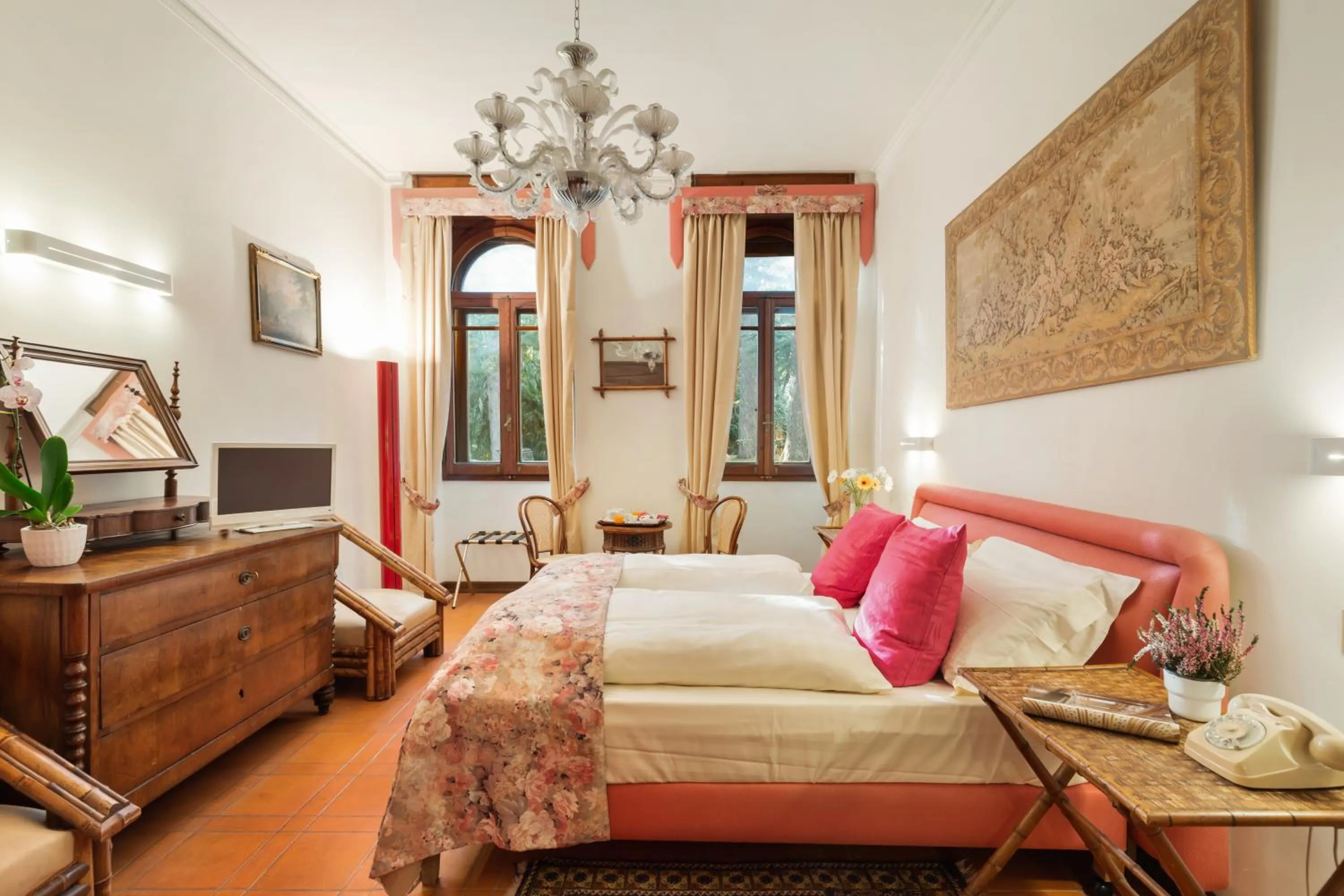 Bed in Villa Pambuffetti