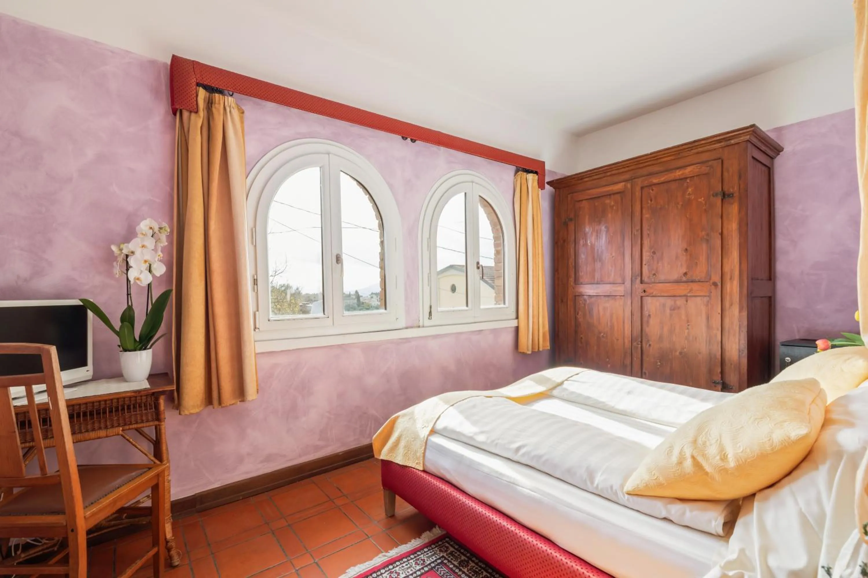 Bed in Villa Pambuffetti