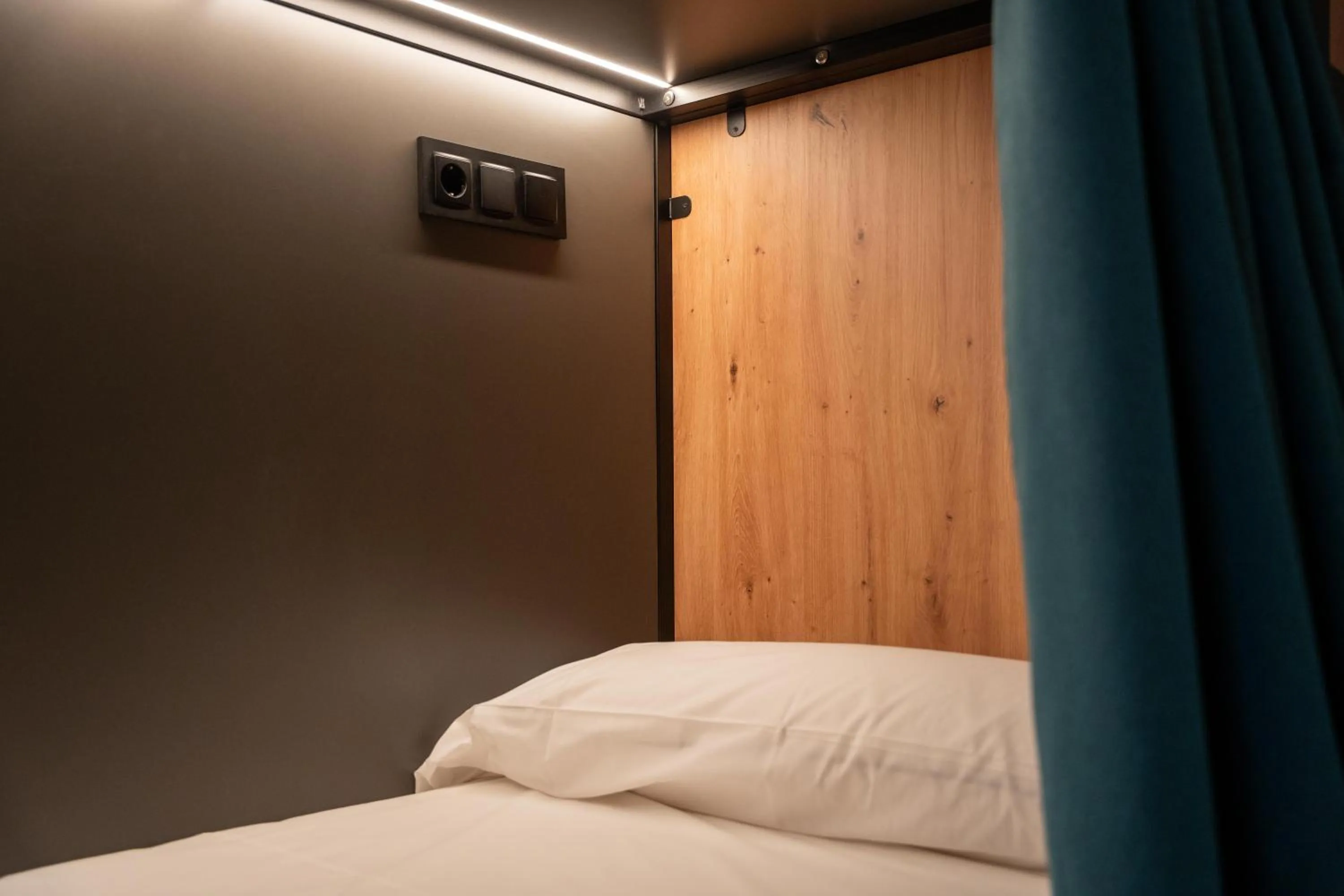 bunk bed, Bed in The Central House Granada Elvira