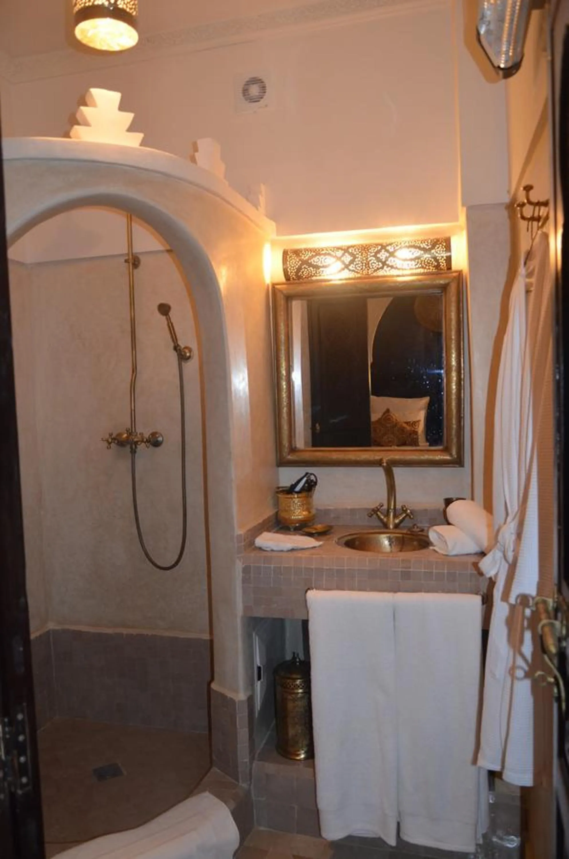 Bathroom in Riad Rêve d'Or