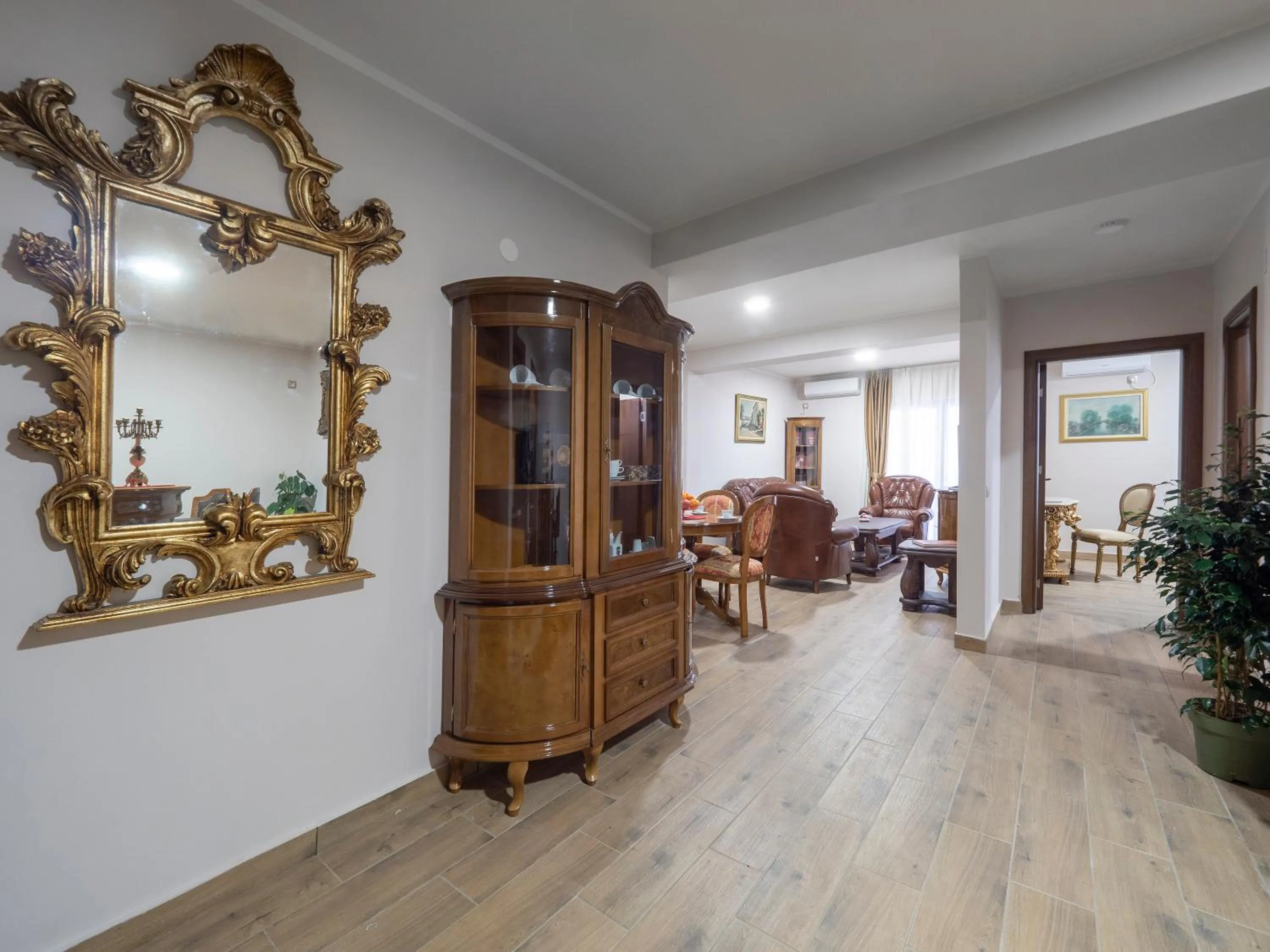 Dining area in Hotel Perun
