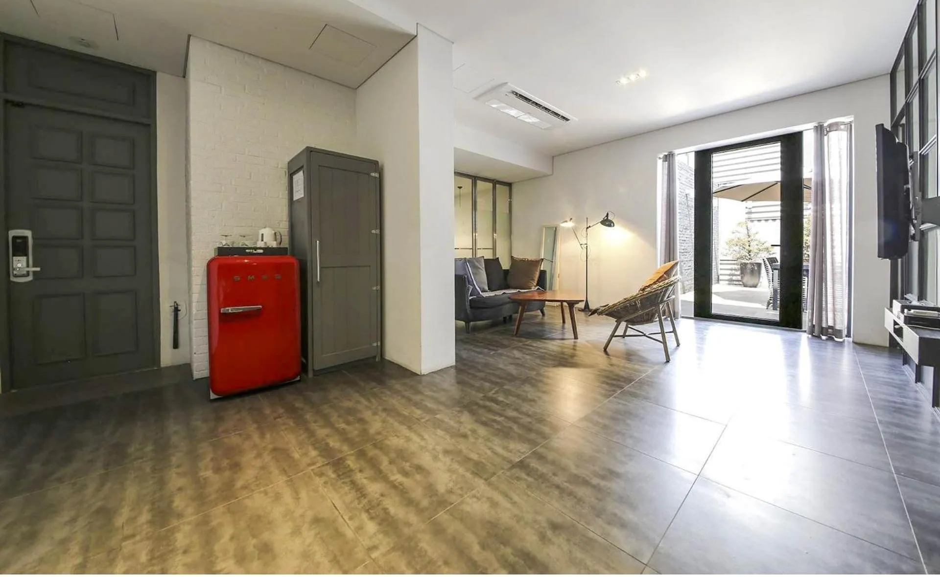 Photo of the whole room in Ami Boutique Hotel, Yongin