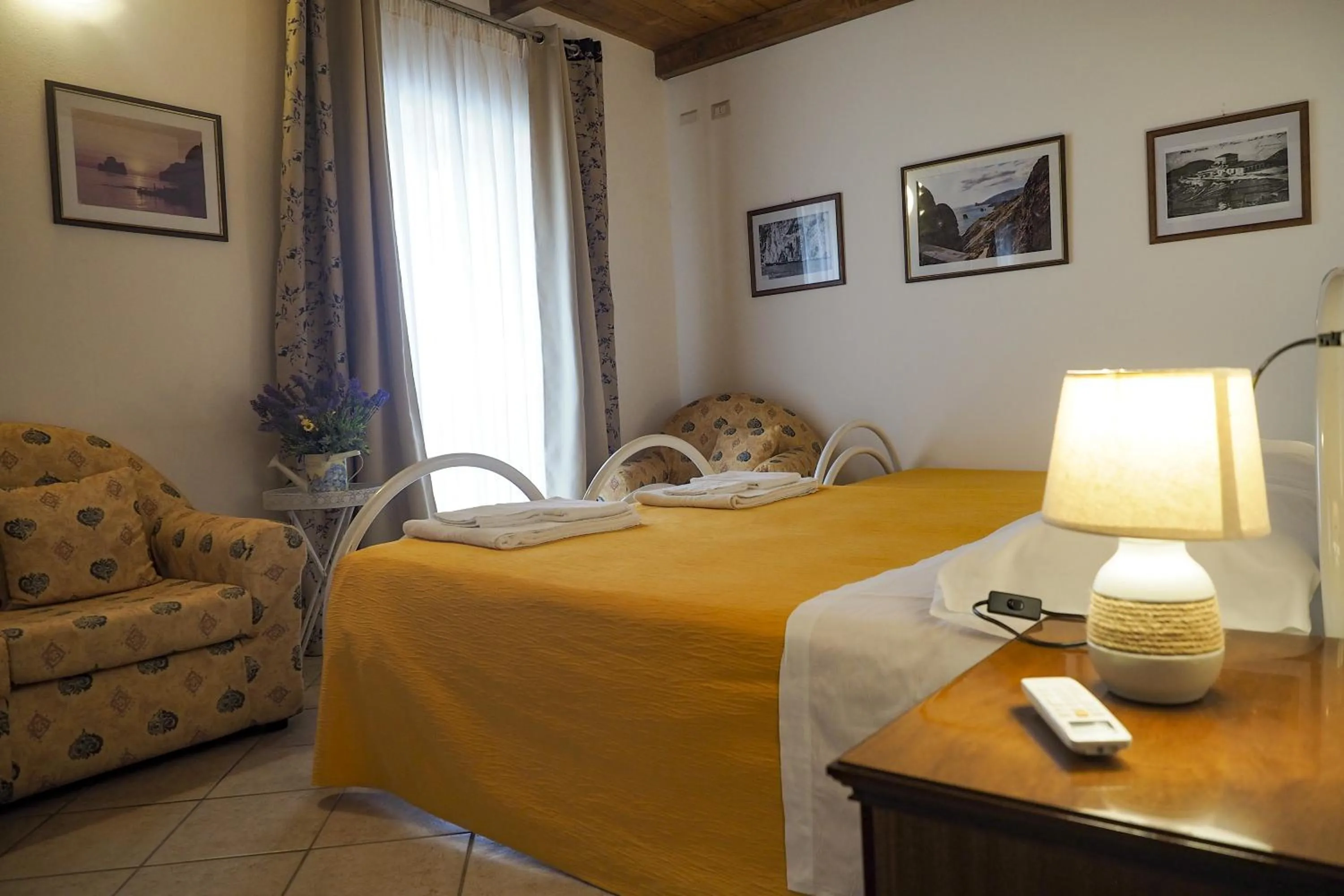 Bed in La Vecchia Montagna B&B