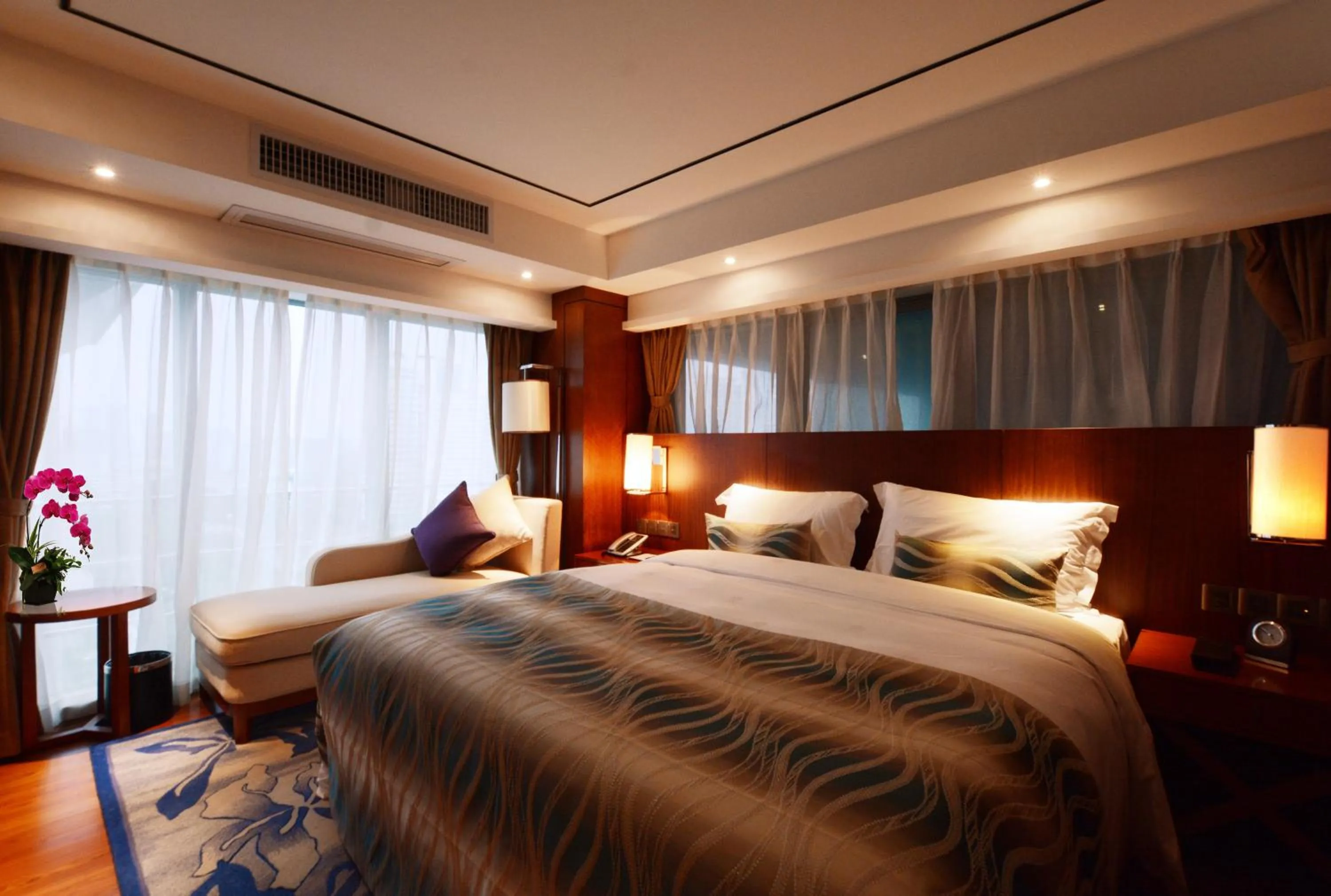 Photo of the whole room, Bed in Sentosa Hotel Apartment Taoyuan Branch