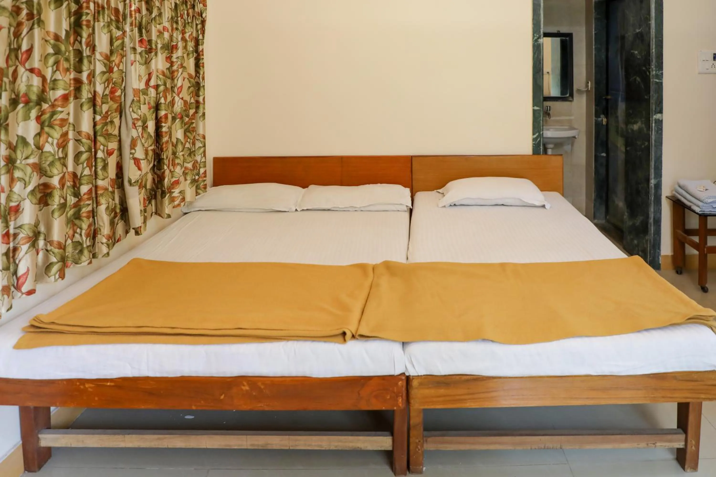 Bedroom, Bed in Jogalekar Cottage Alibaug