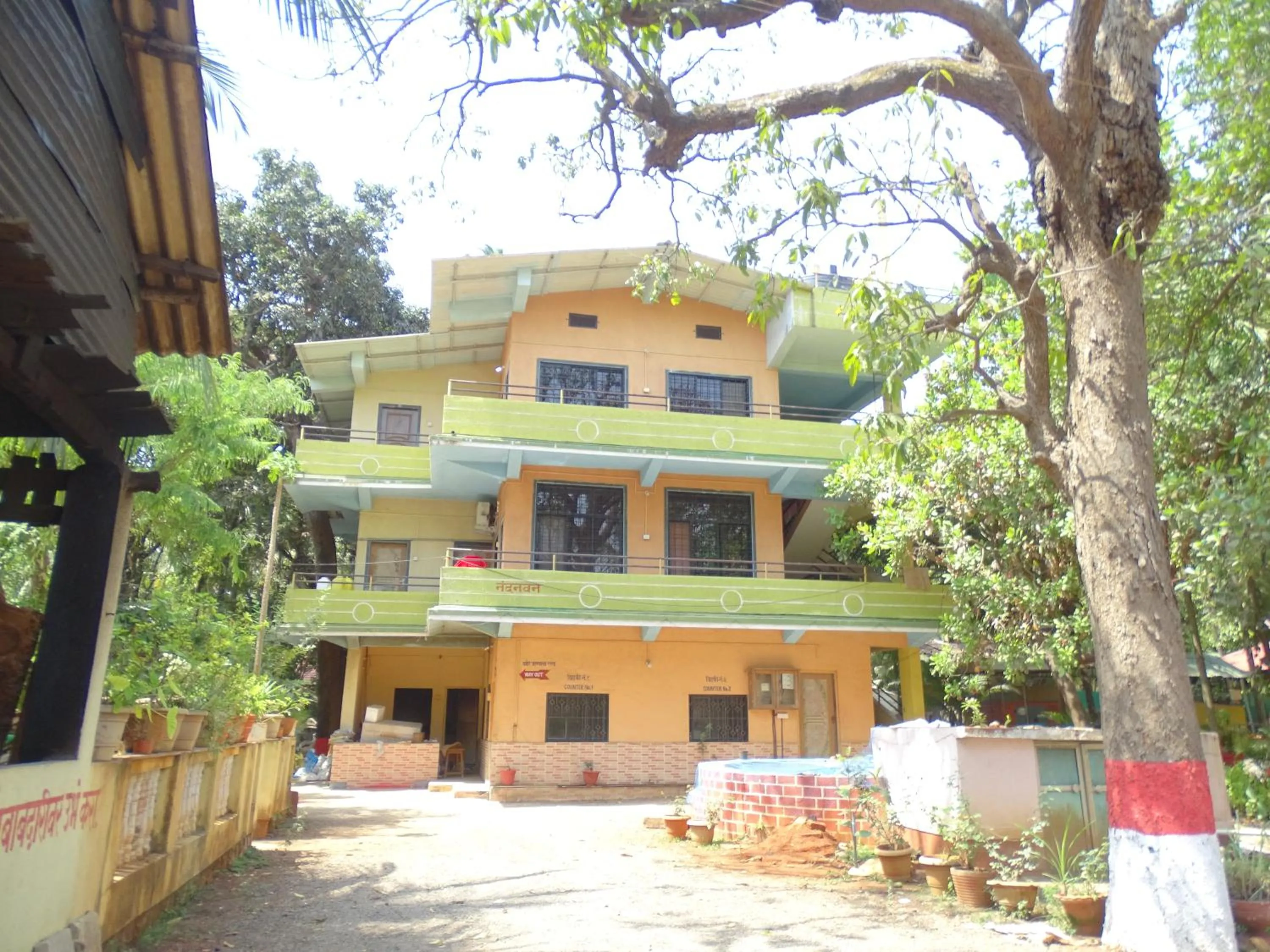 Property building in Jogalekar Cottage Alibaug