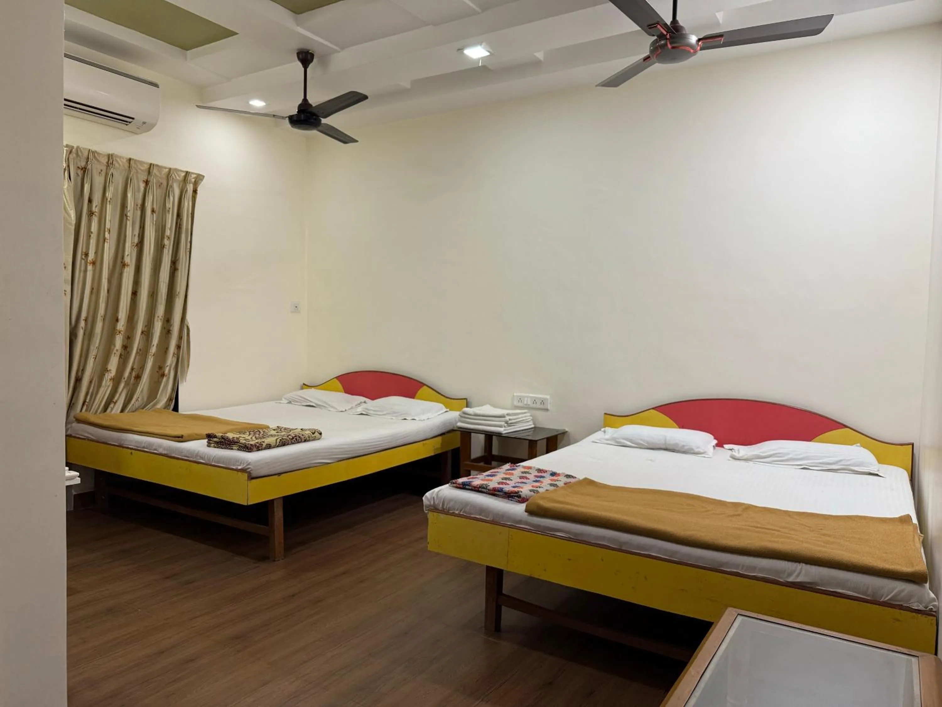 Bedroom, Bed in Jogalekar Cottage Alibaug