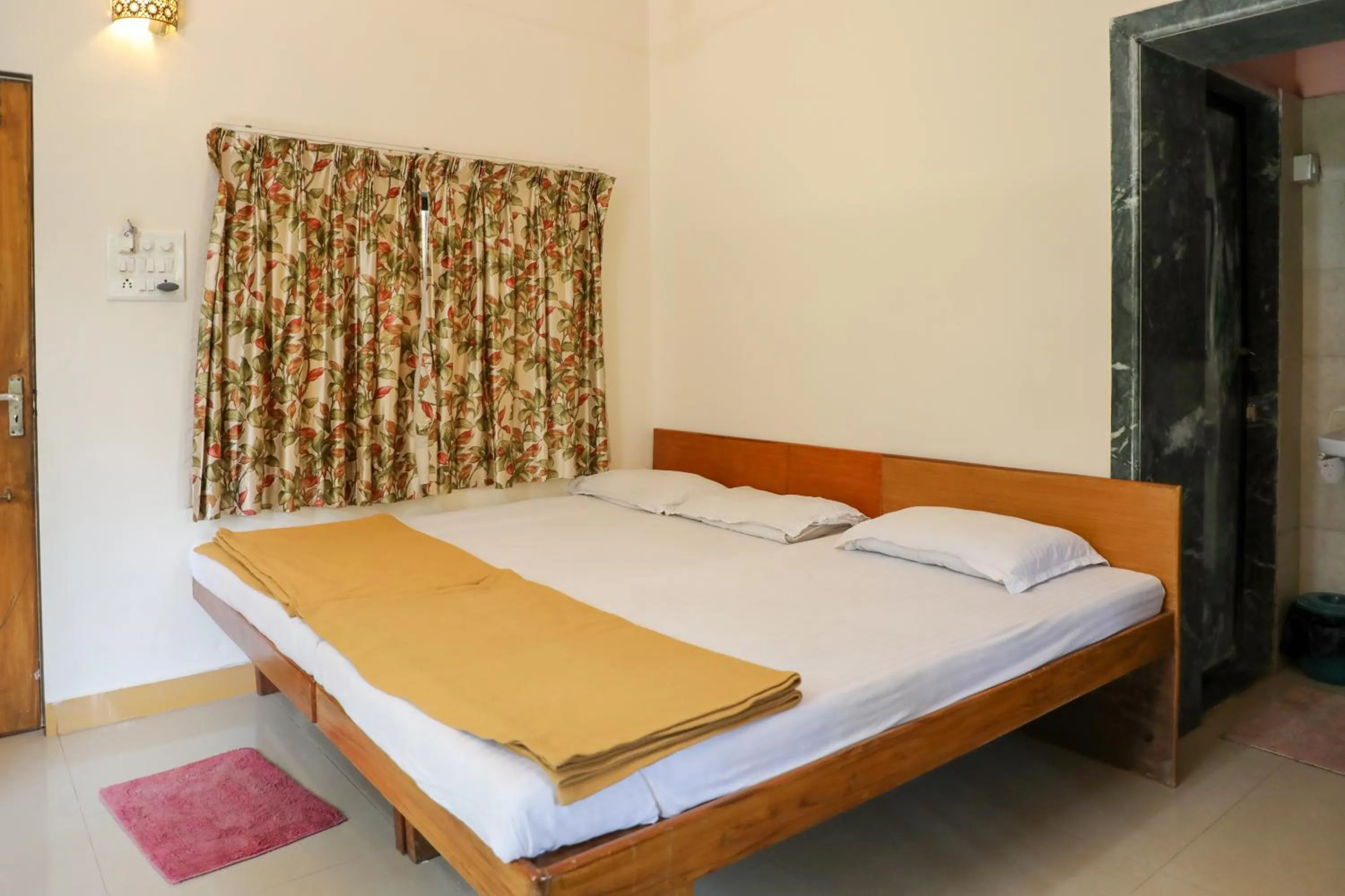Bedroom, Bed in Jogalekar Cottage Alibaug