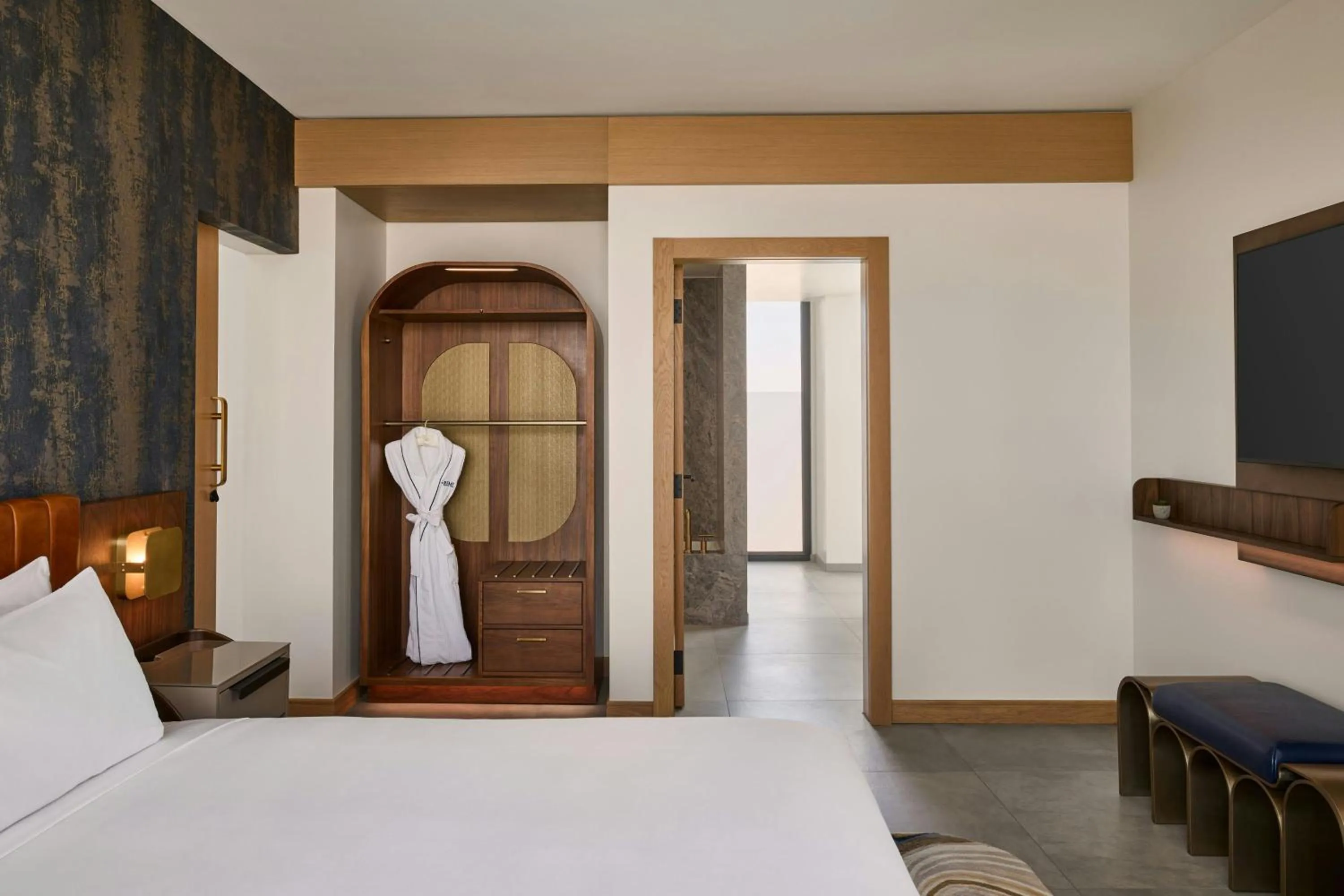 Photo of the whole room, Bed in The REMI, Scottsdale, Autograph Collection