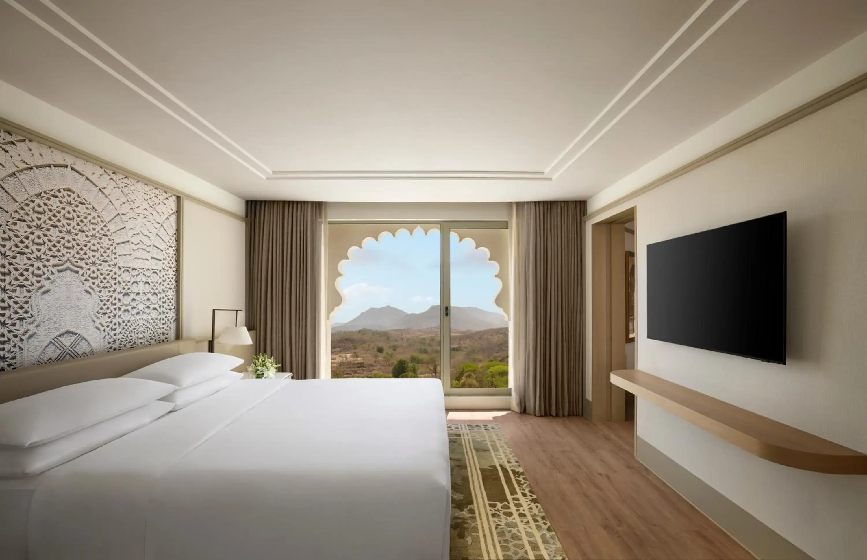 Deluxe King Suite with Sofa Bed: Enjoy INR 1500 hotel credits per stay - single occupancy in Udaipur Marriott Hotel Deluxe King Suite with Sofa Bed: Enjoy INR 1500 hotel credits per stay - single occupancy in Udaipur Marriott Hotel
