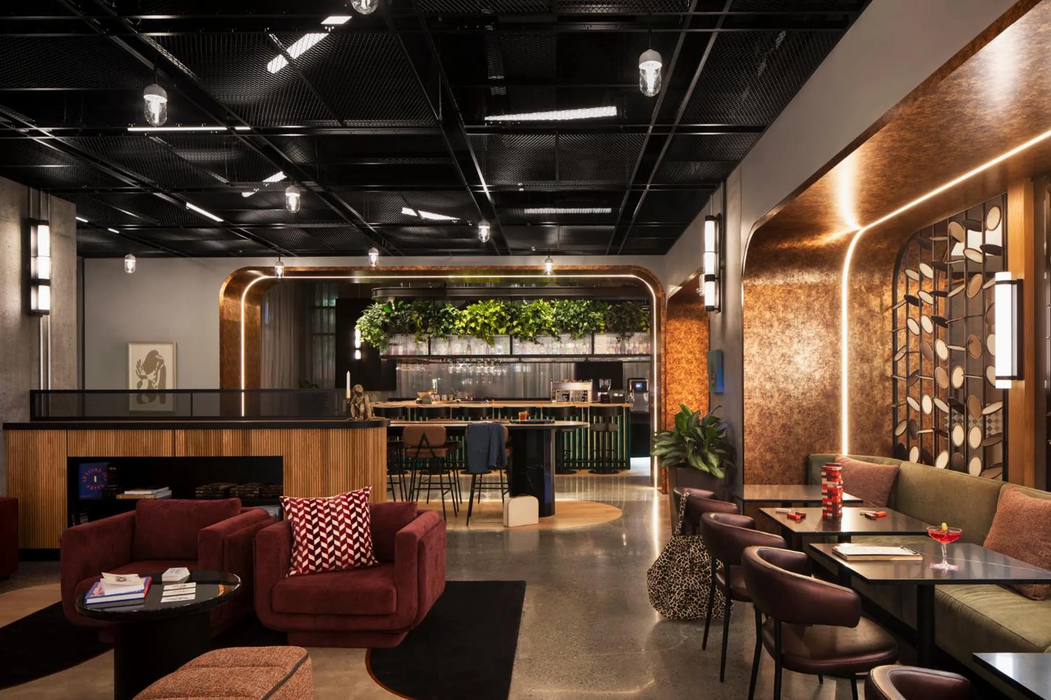 Restaurant/places to eat in Moxy Montreal Downtown