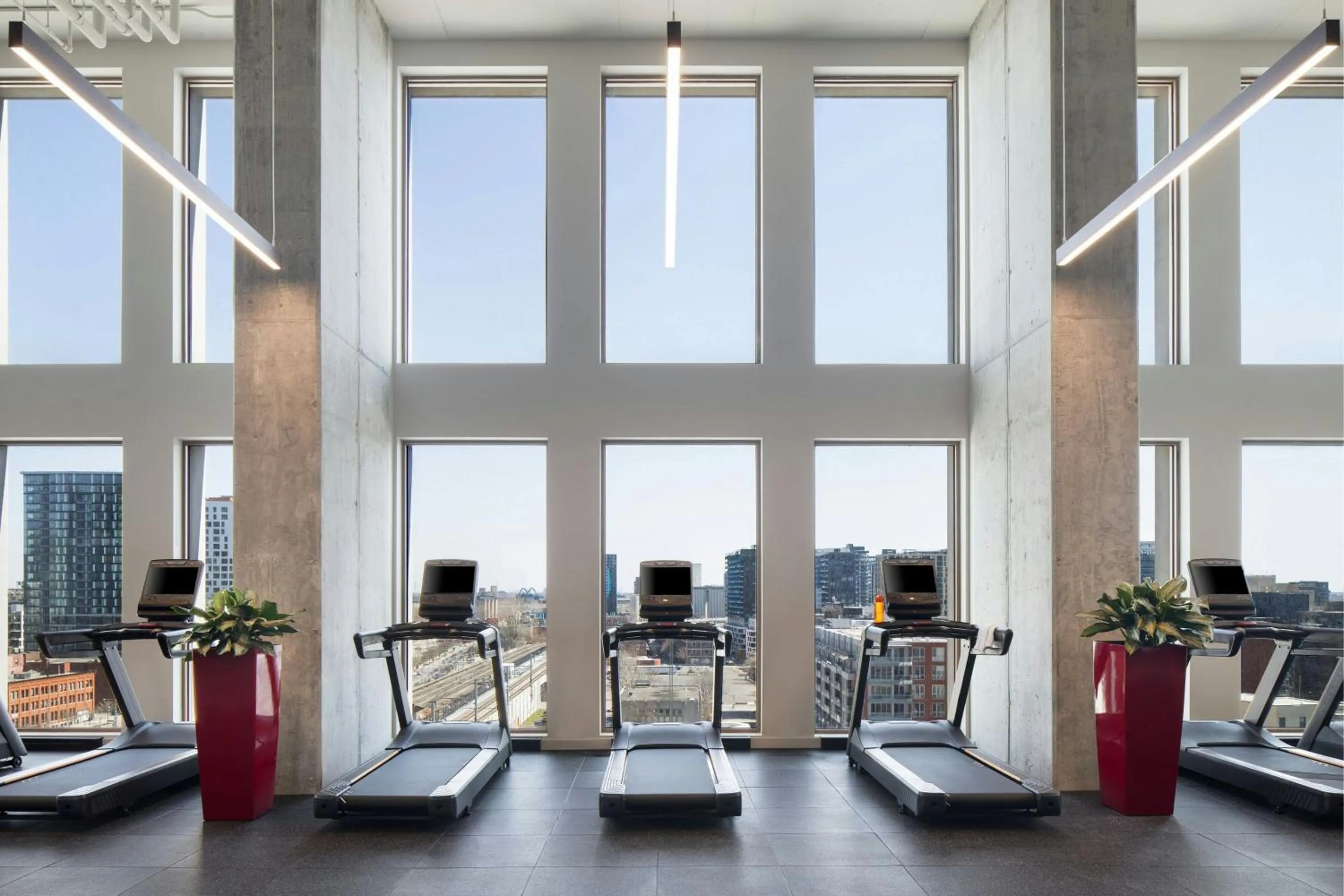 Area and facilities in Moxy Montreal Downtown