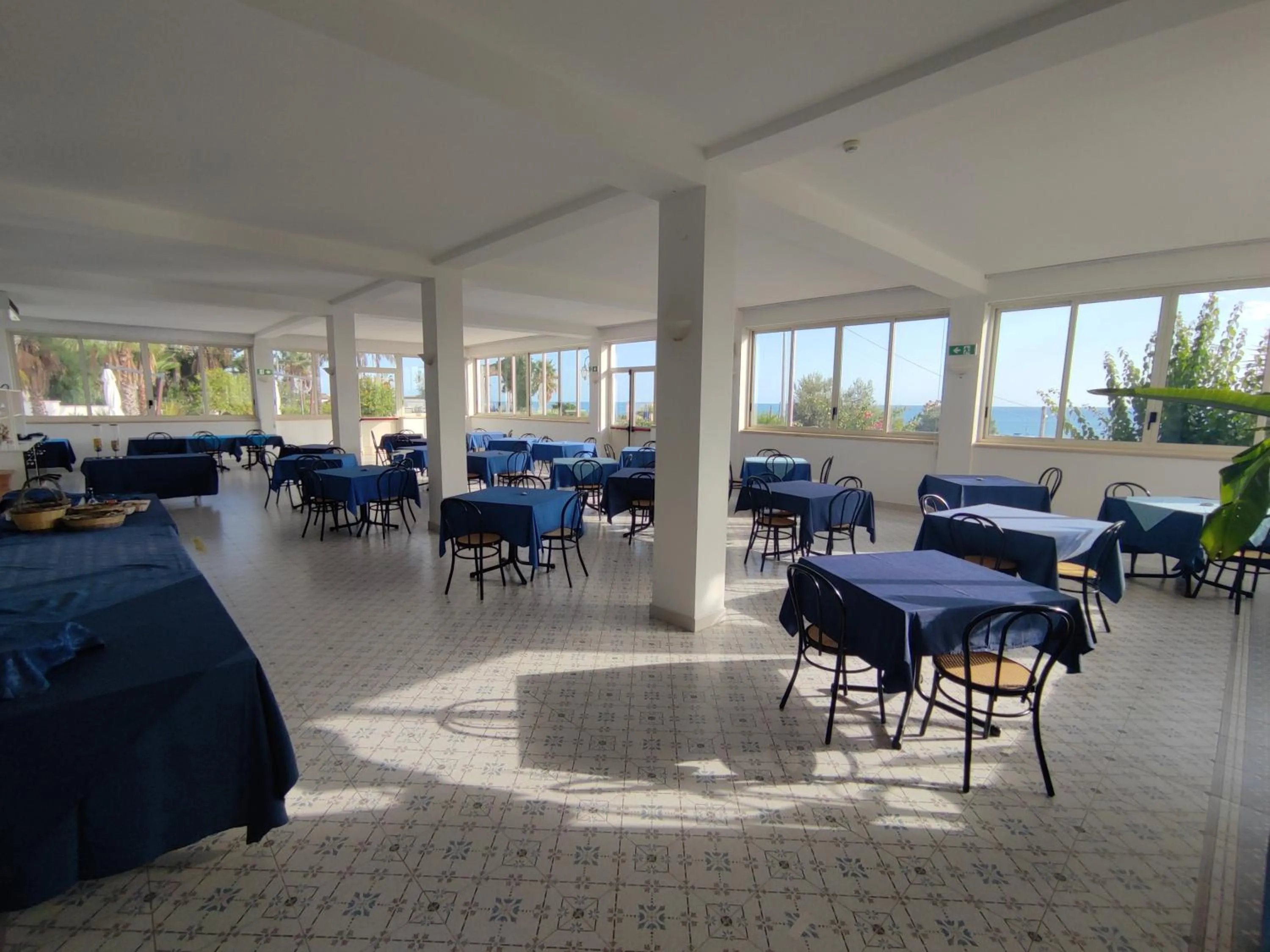 Restaurant/places to eat in Picchio Hotel Pescoluse