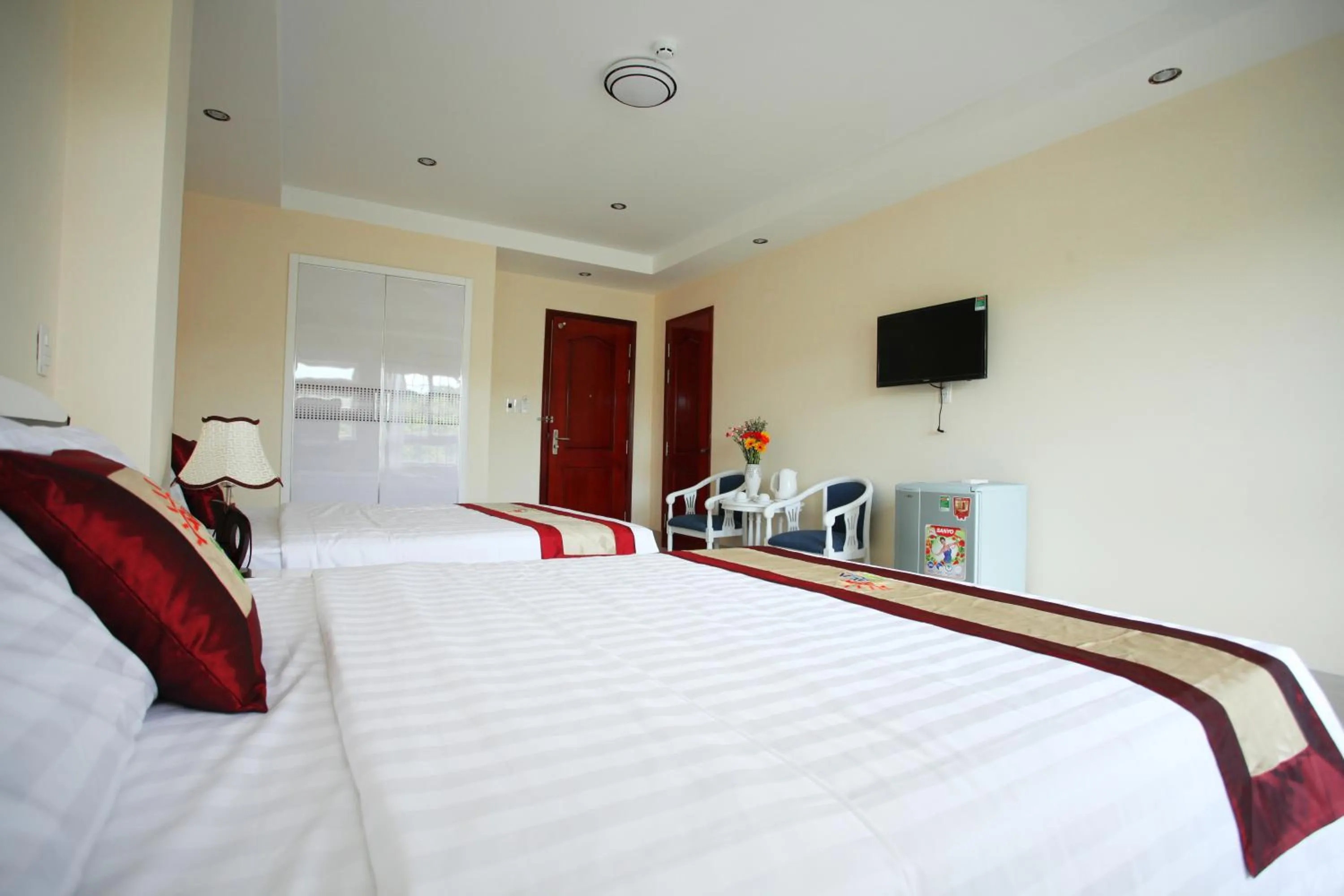 Bedroom, Bed in Sun & Sea Hotel