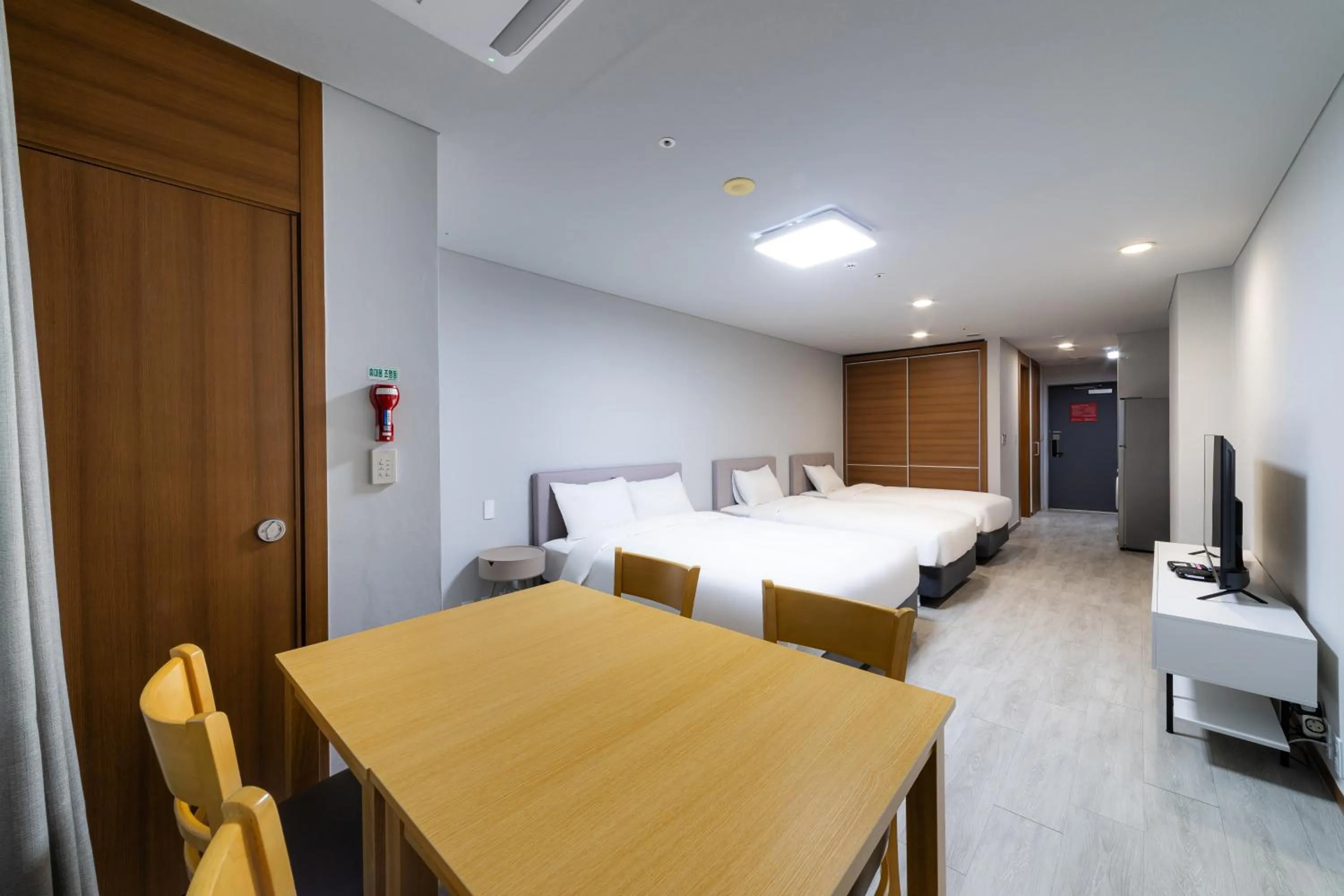 Photo of the whole room, Bed in Hotel Modak Namdaemun