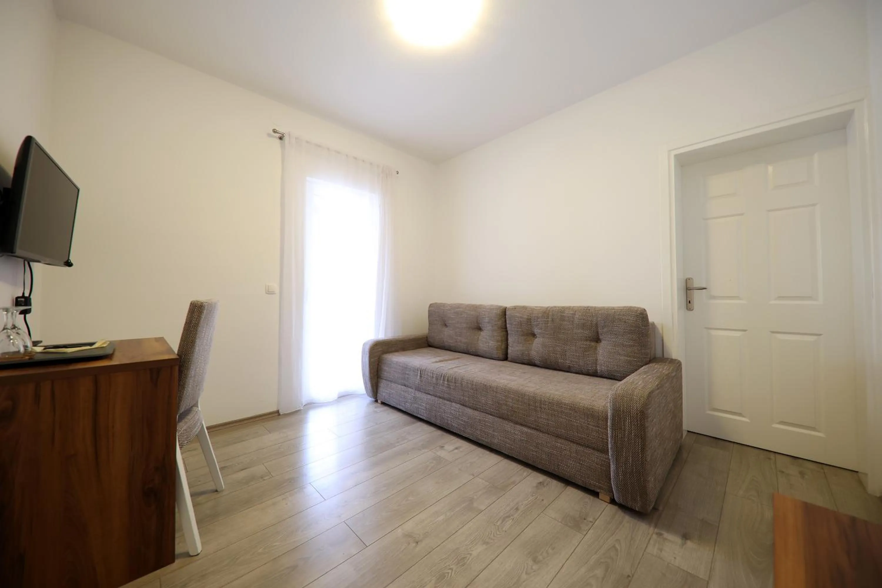 TV and multimedia in Hotel Murter