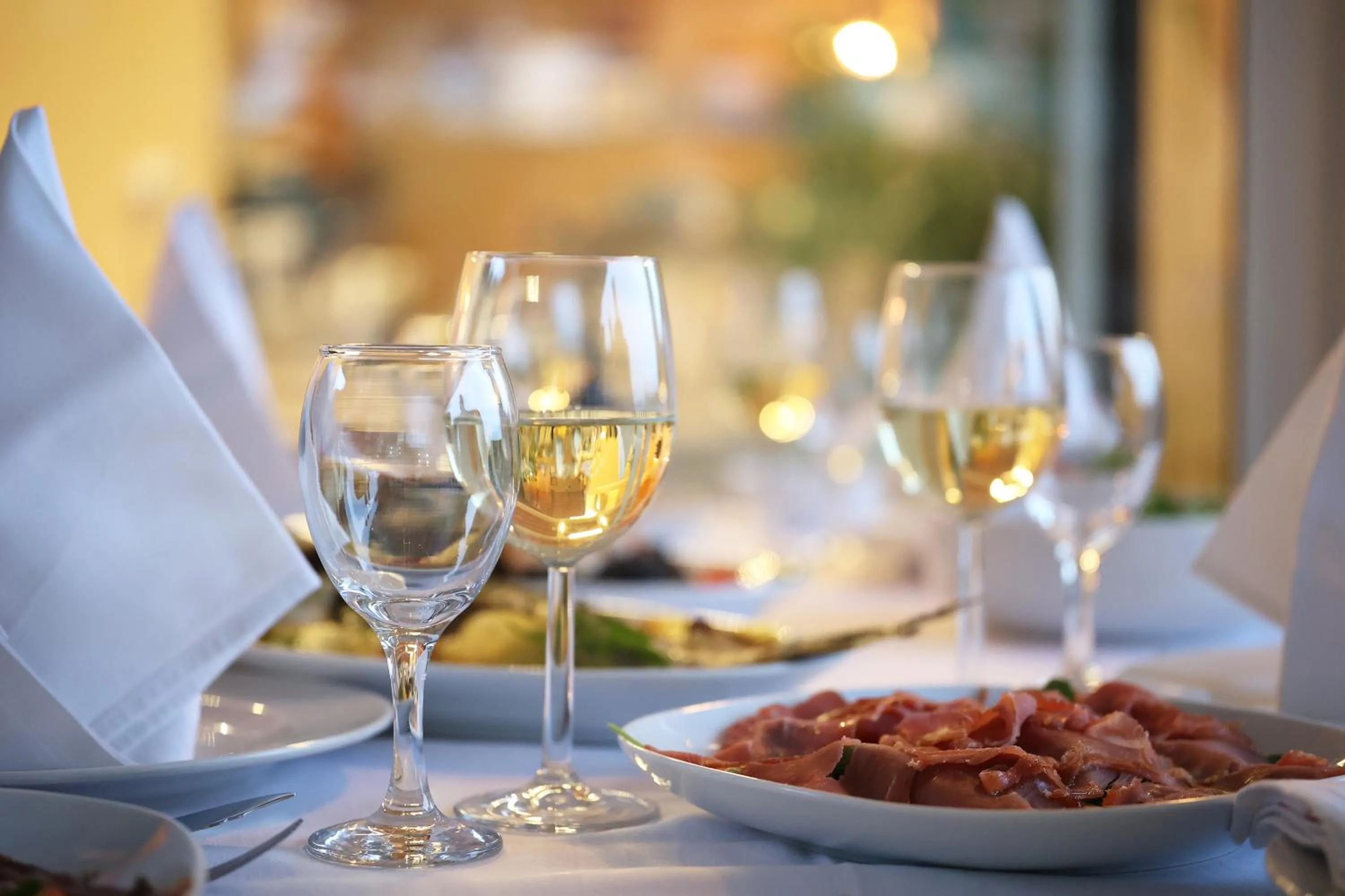 Food and drinks in Hotel Murter