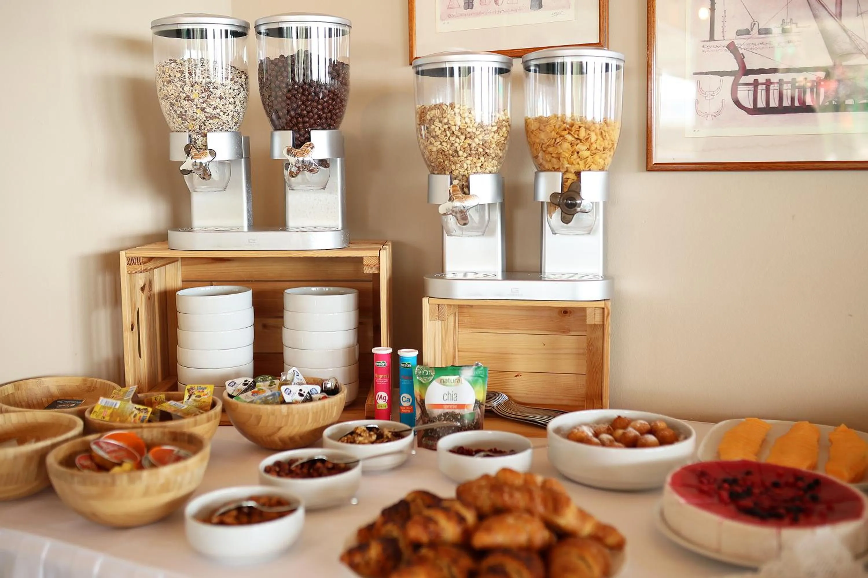 Buffet breakfast in Hotel Murter