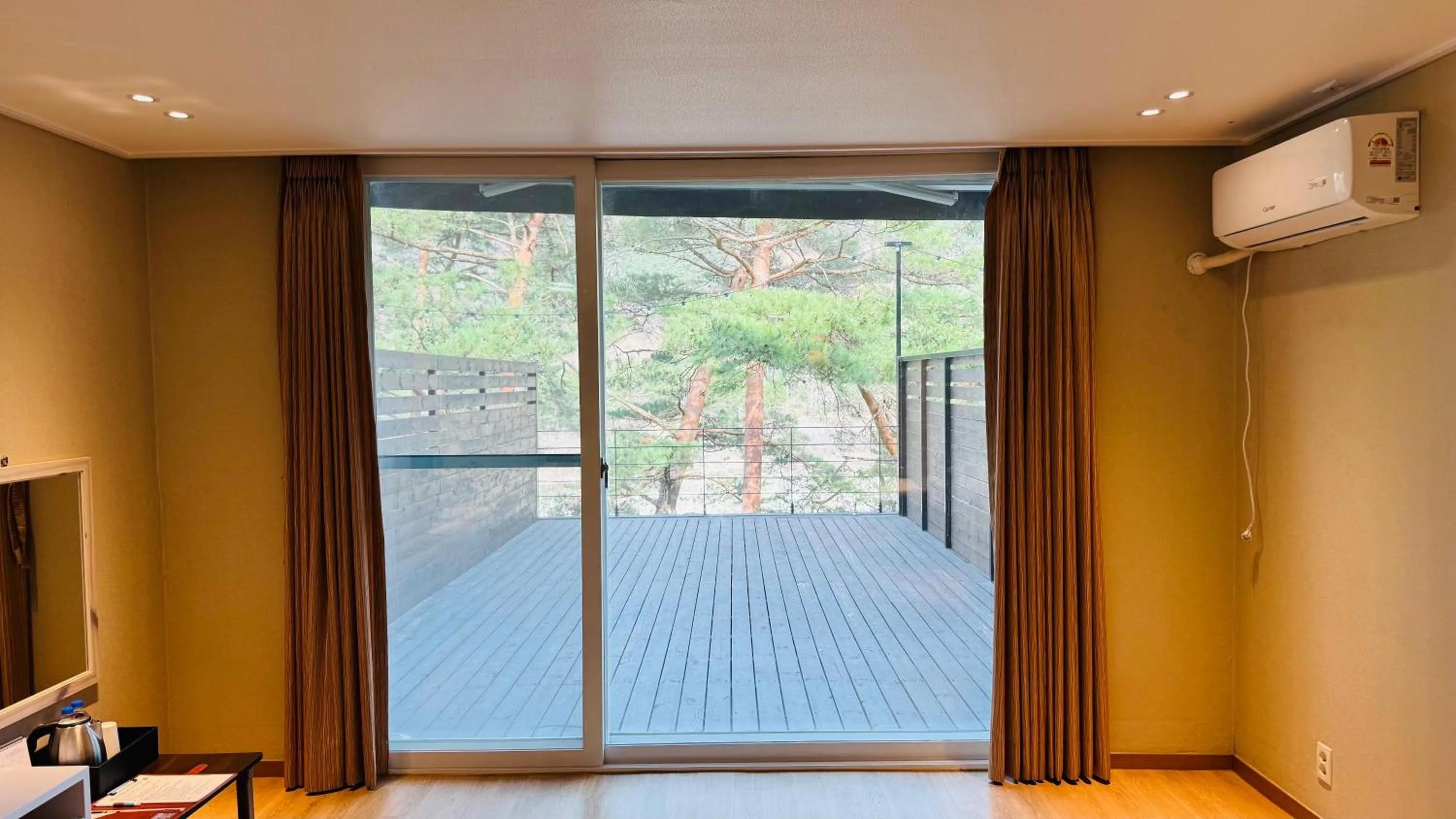 Property building in Manhae Maeul