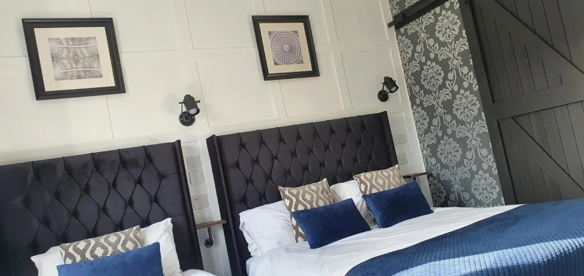 Bedroom, Bed in The Clifton