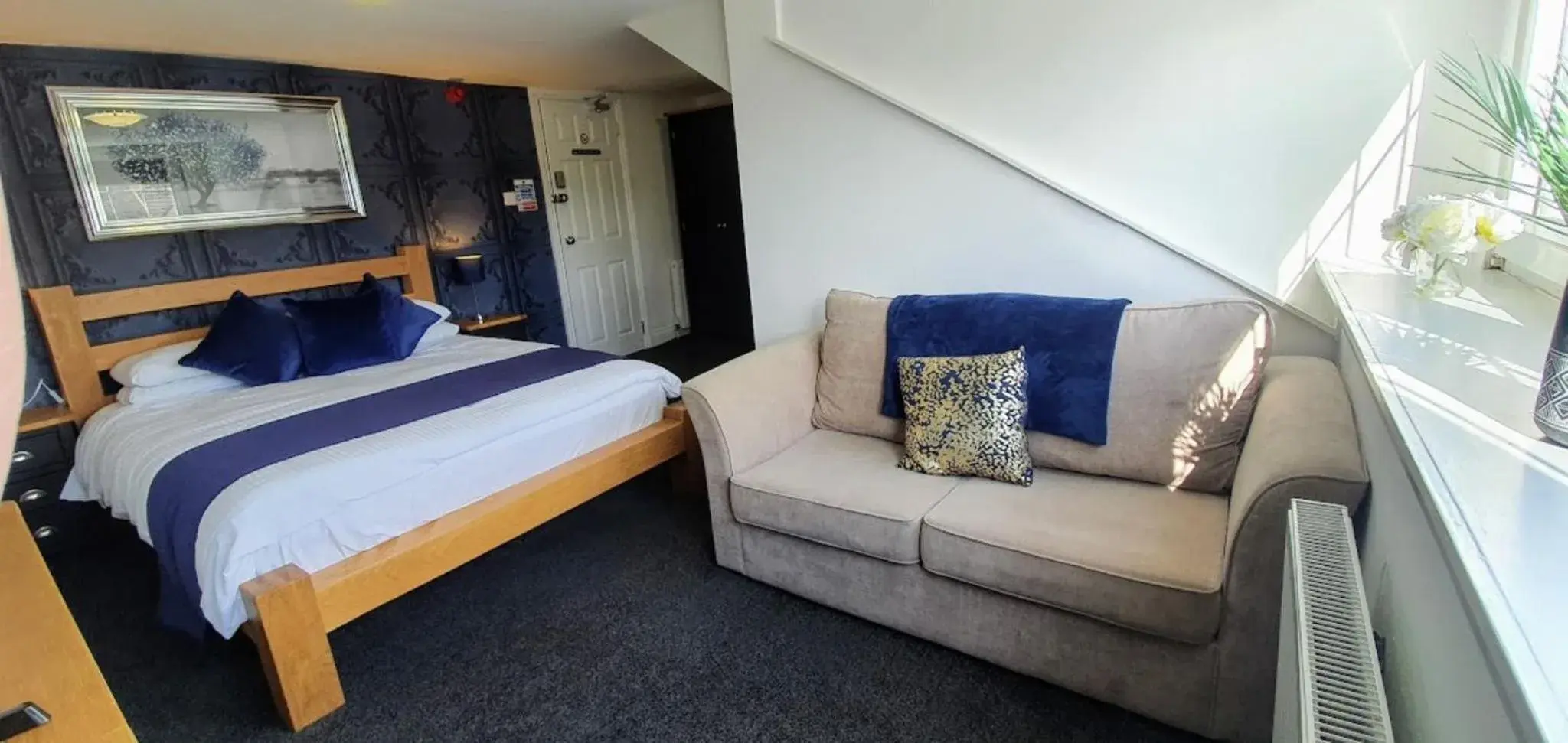 Suite in The Clifton Suite in The Clifton