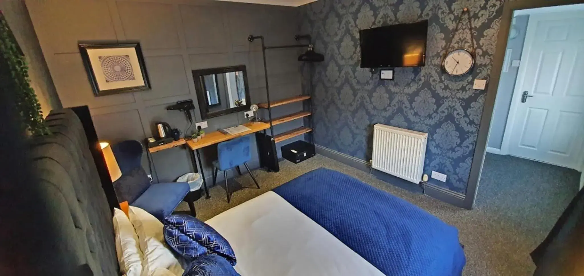 Bedroom, Bed in The Clifton Bedroom, Bed in The Clifton