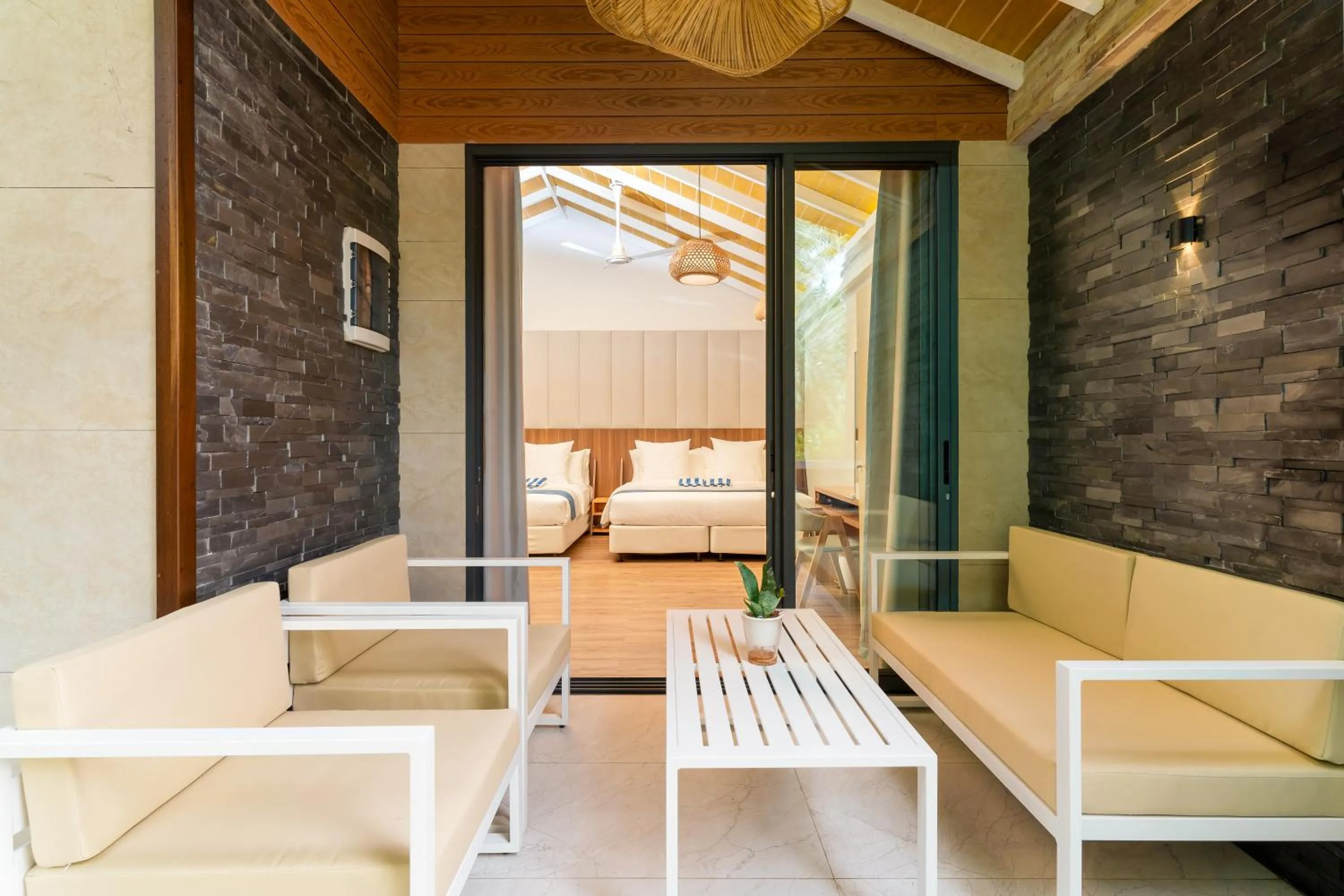 Patio, Bed in ARIA Beach, Ukulhas