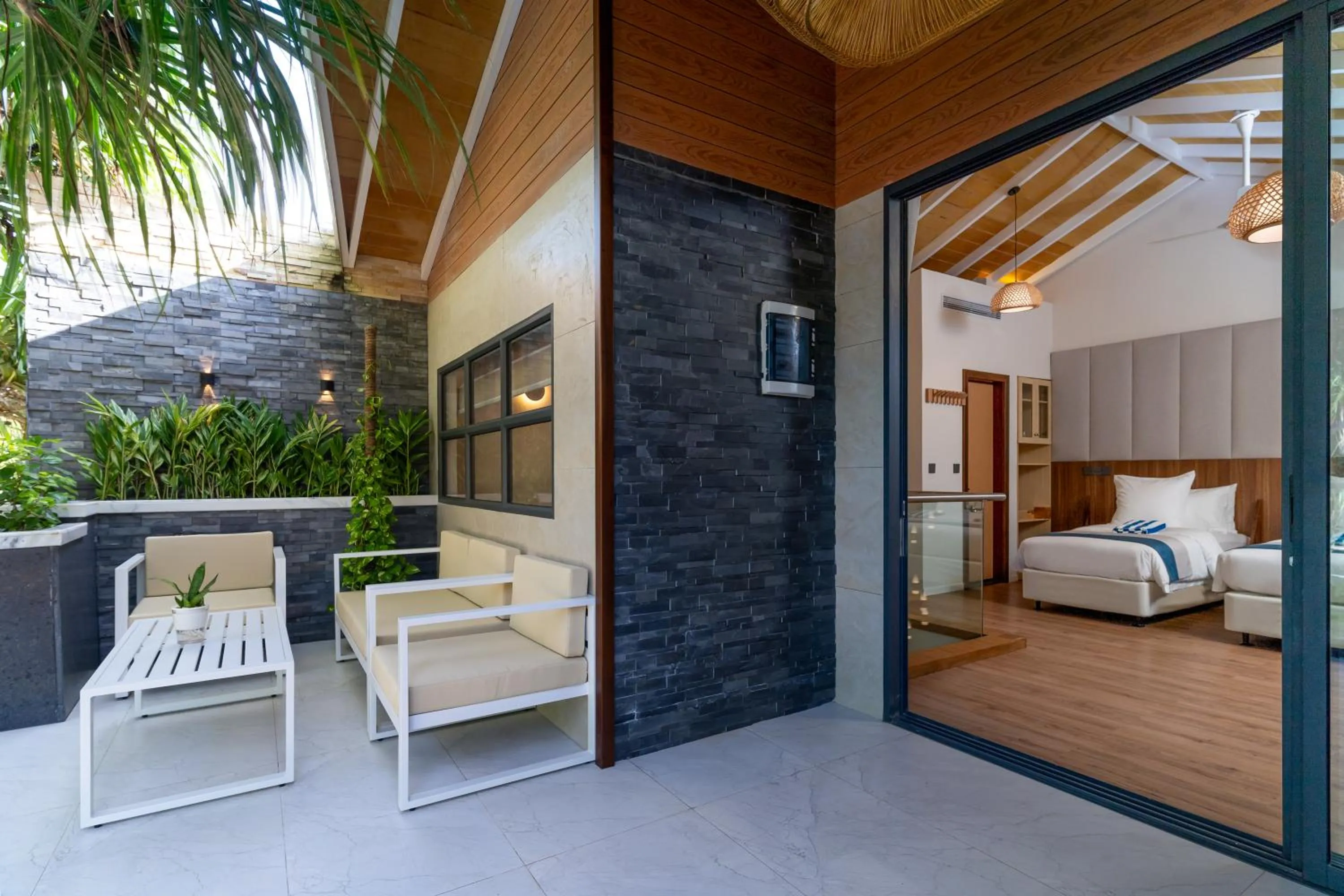 Patio, Bed in ARIA Beach, Ukulhas