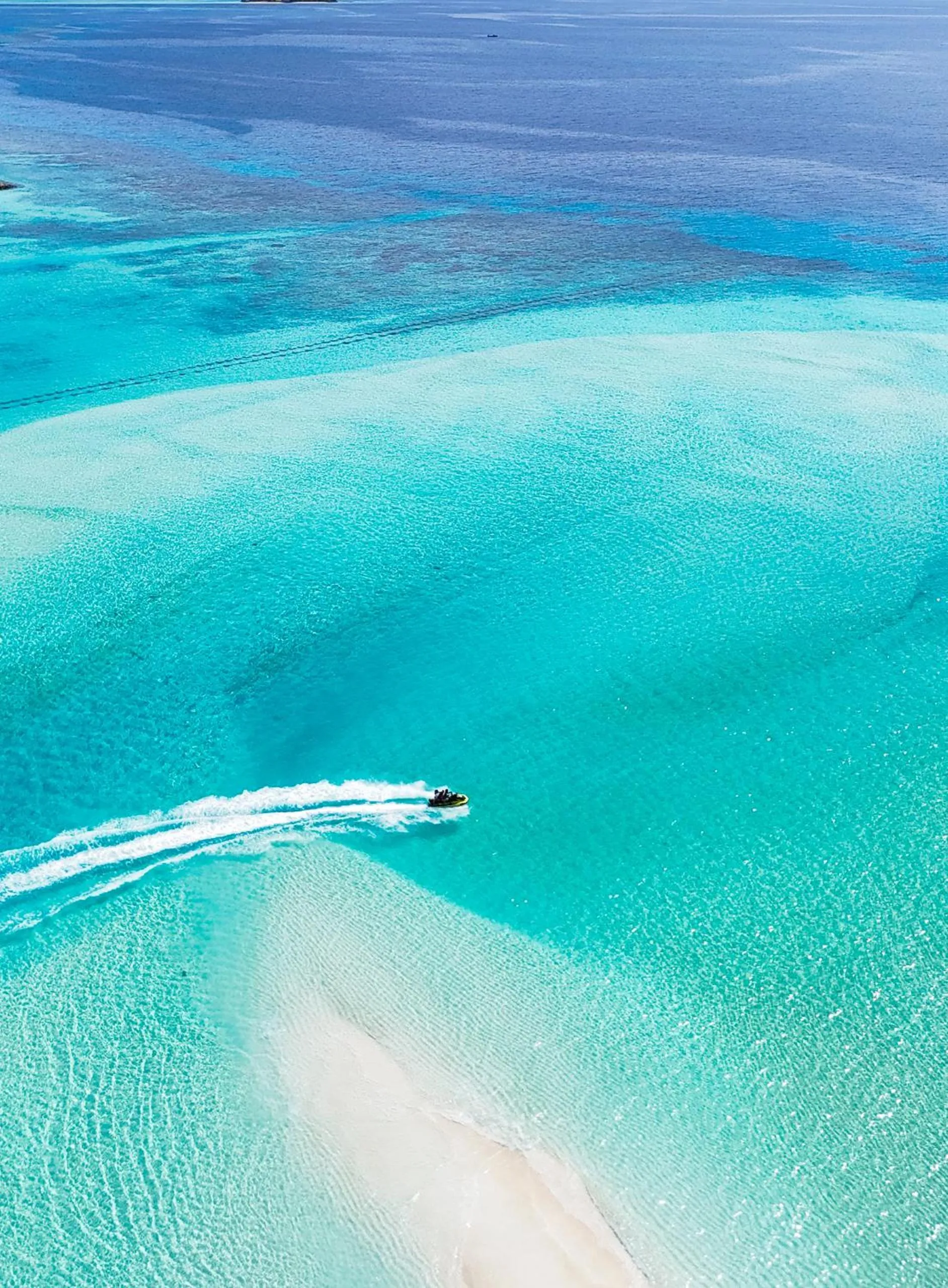 Day in ARIA Beach, Ukulhas