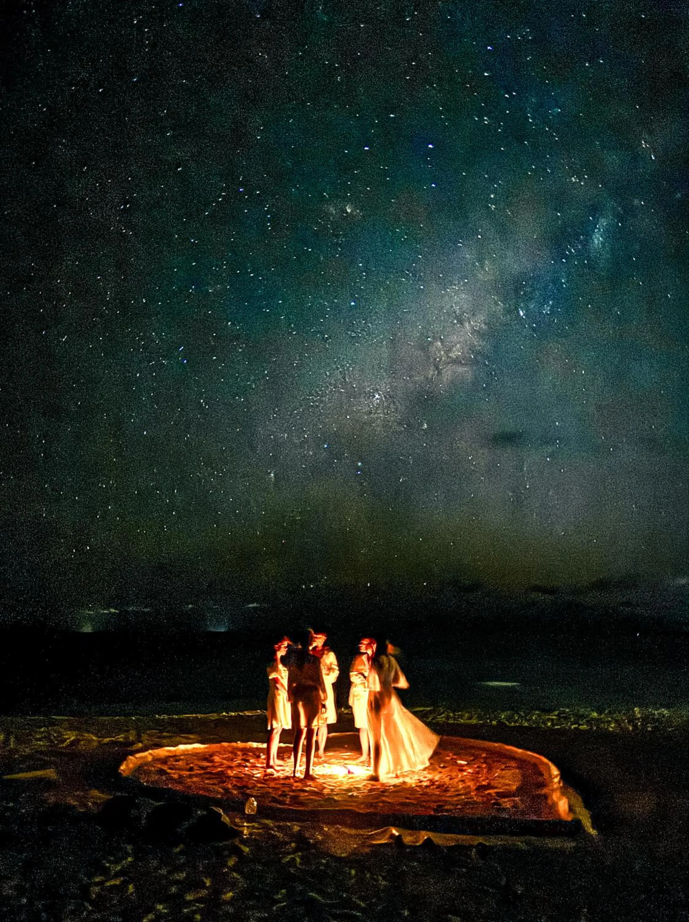 Night in ARIA Beach, Ukulhas