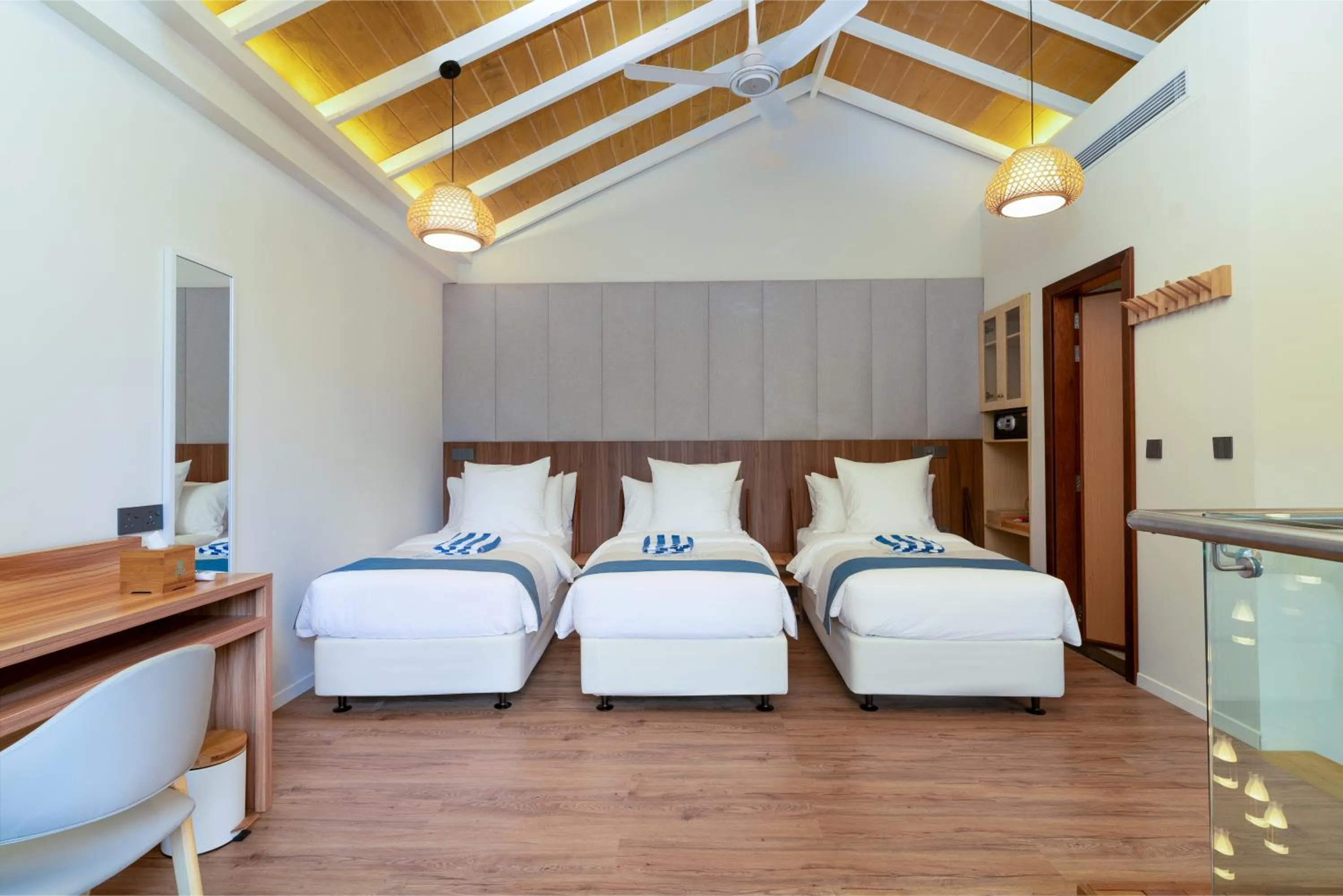 Bed in ARIA Beach, Ukulhas