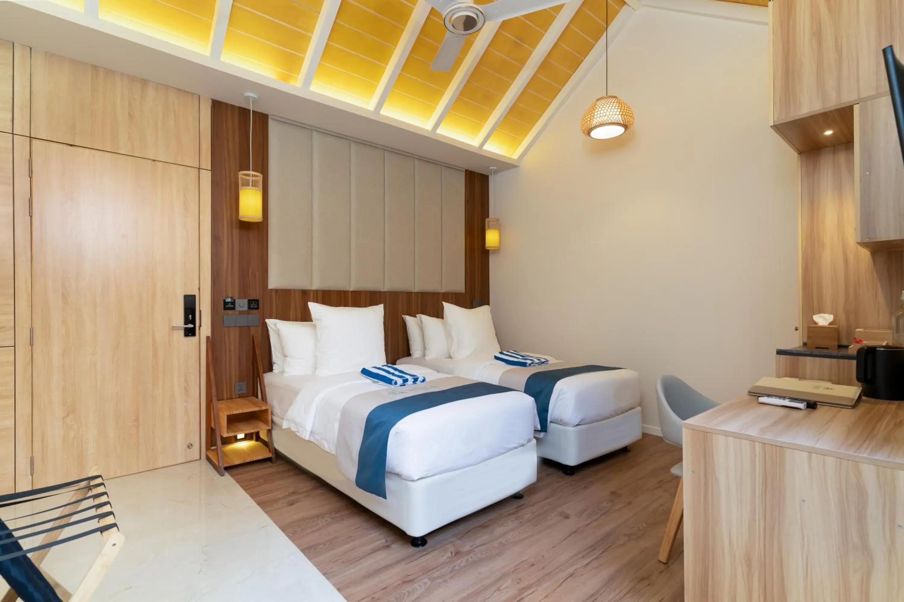 Bed in ARIA Beach, Ukulhas