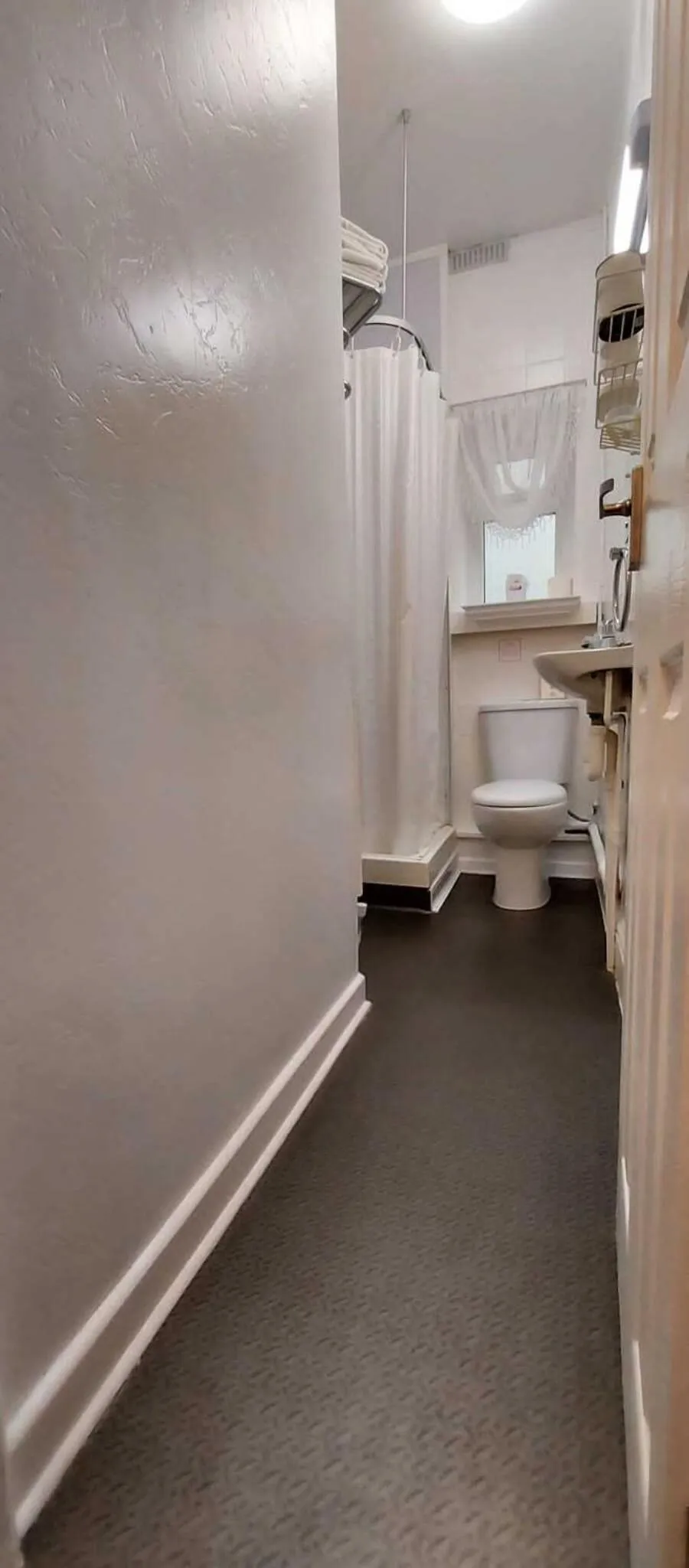 Bathroom in RockDene