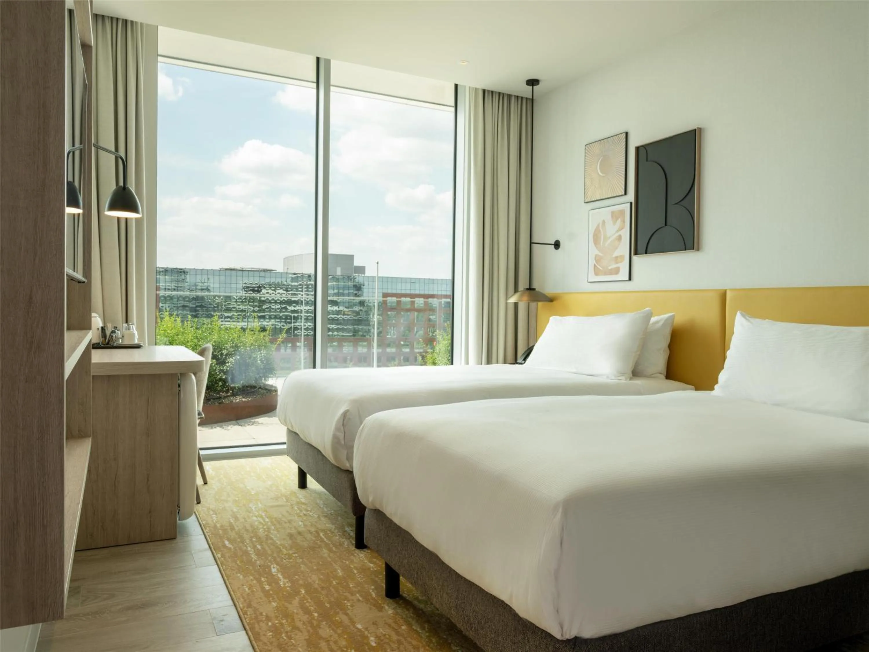 Bed in Hilton Garden Inn Brussels Airport