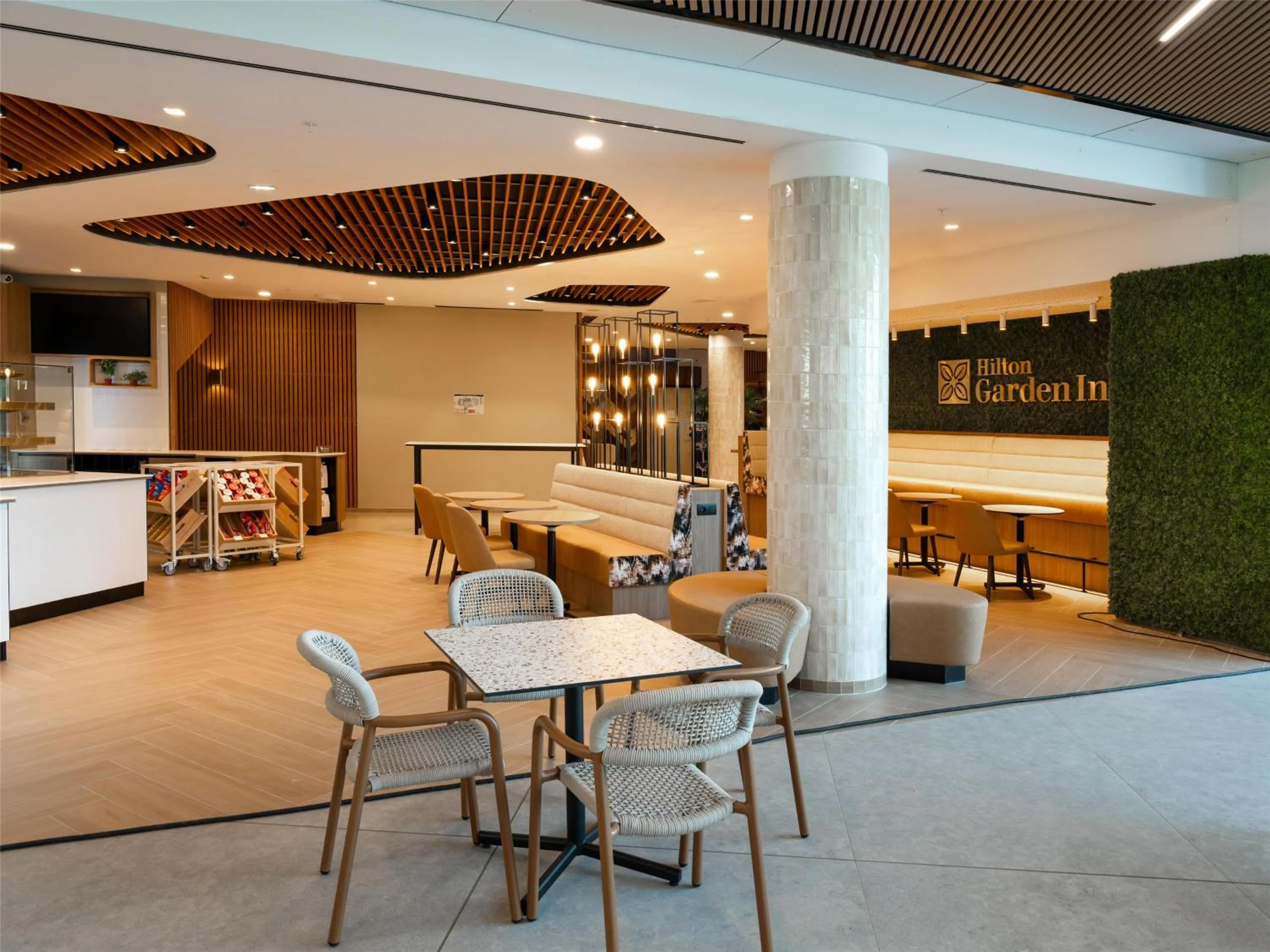 Restaurant/places to eat in Hilton Garden Inn Brussels Airport