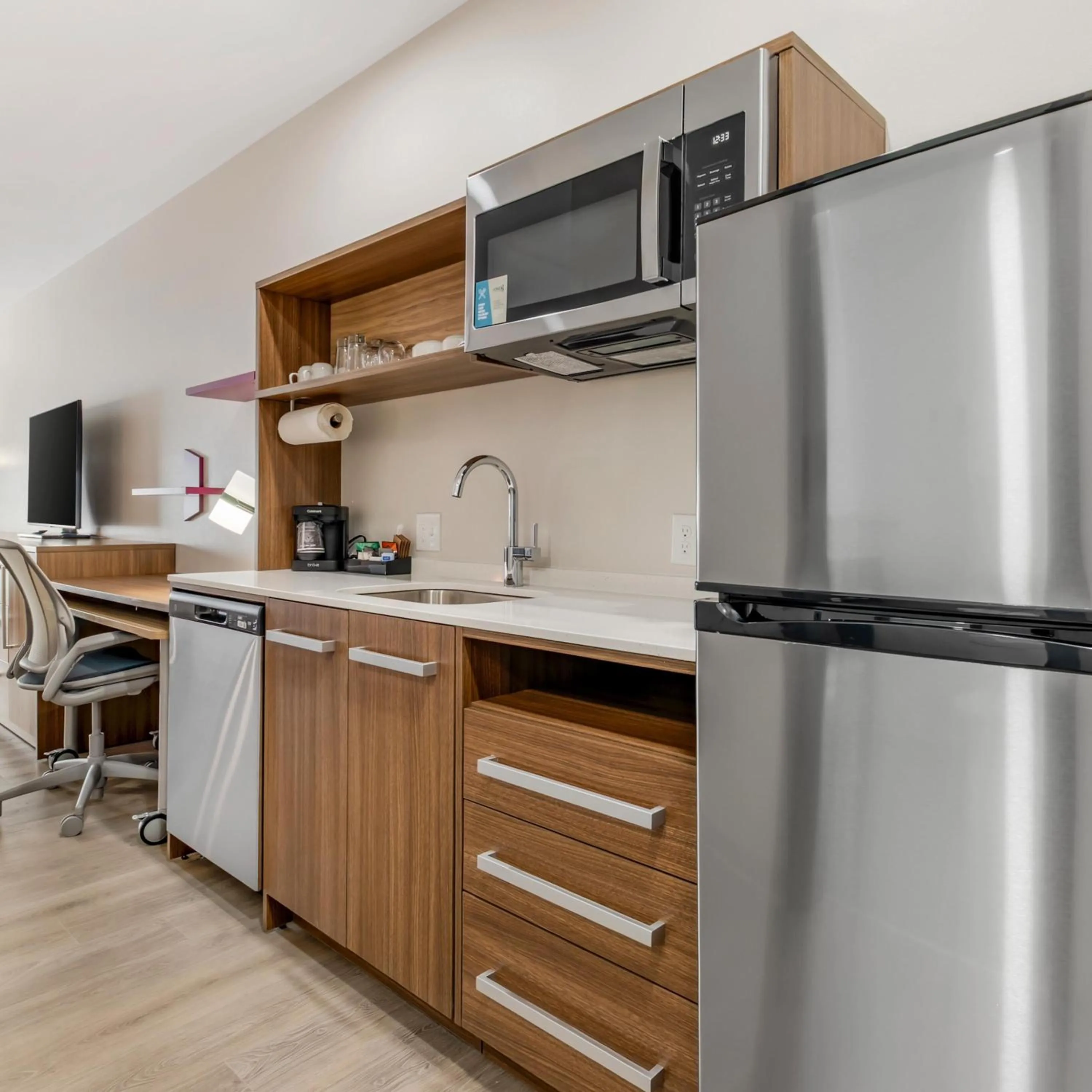 Kitchen or kitchenette in Home2 Suites By Hilton Richmond, Ky