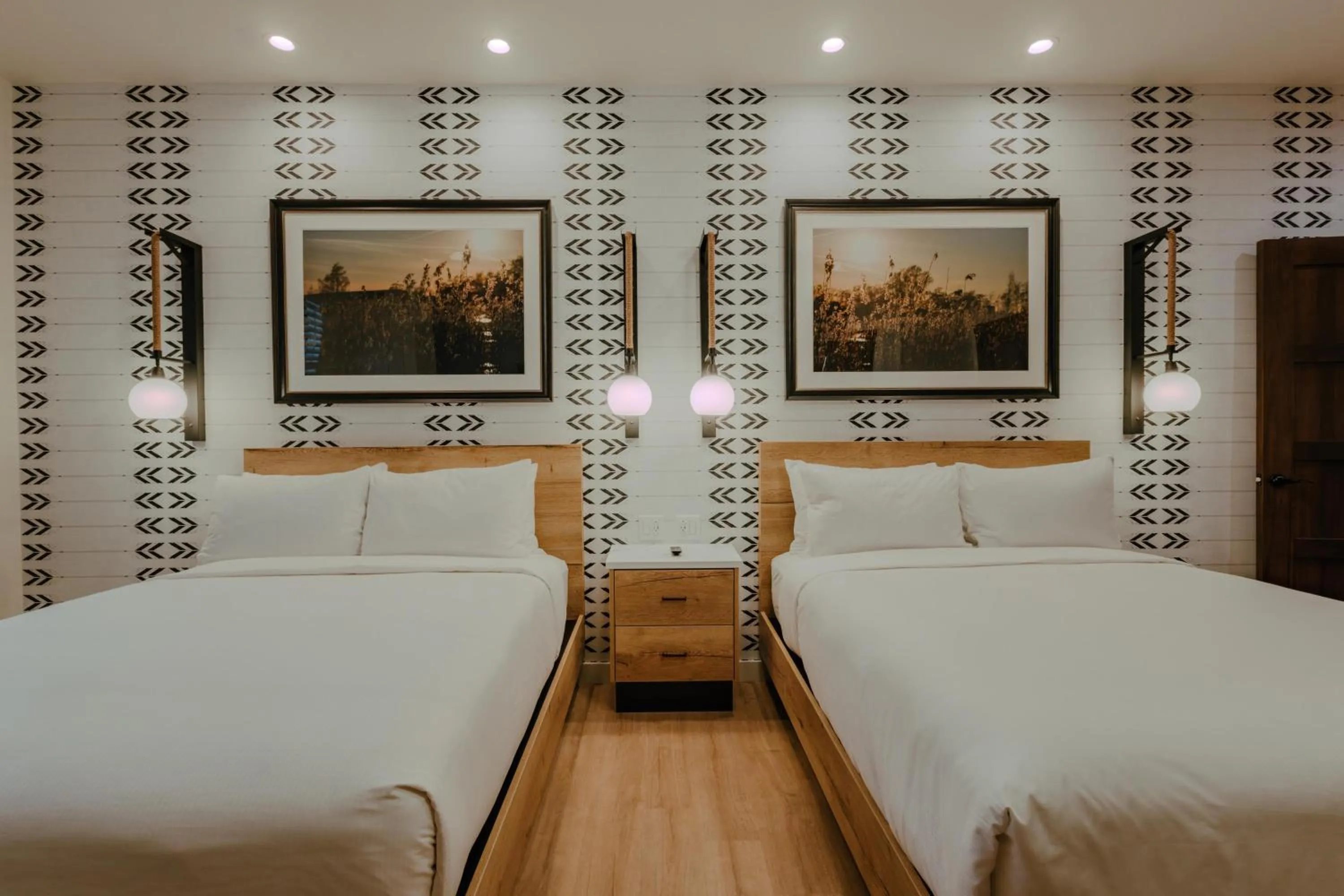 Bed in Skaneateles Fields Resort & Spa, Curio Collection By Hilton