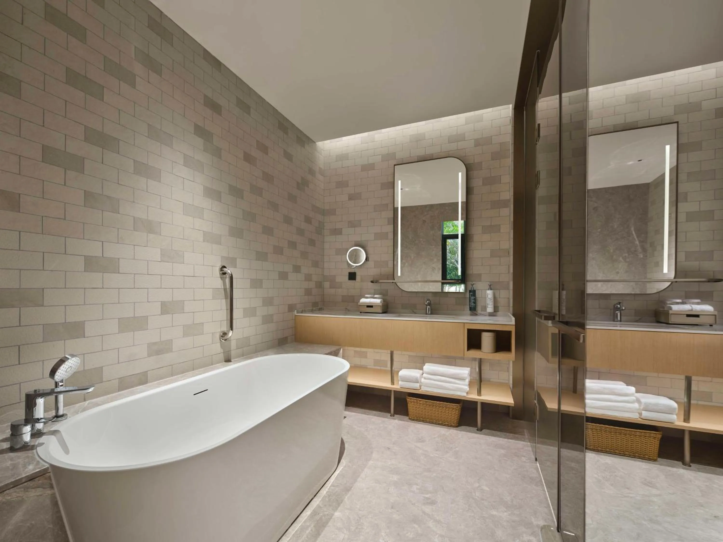 Bathroom in Hilton Garden Inn Sanya Haitang Bay