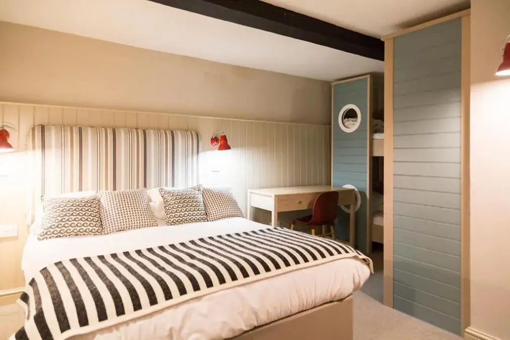 Suite in The White Horse Blakeney Suite in The White Horse Blakeney