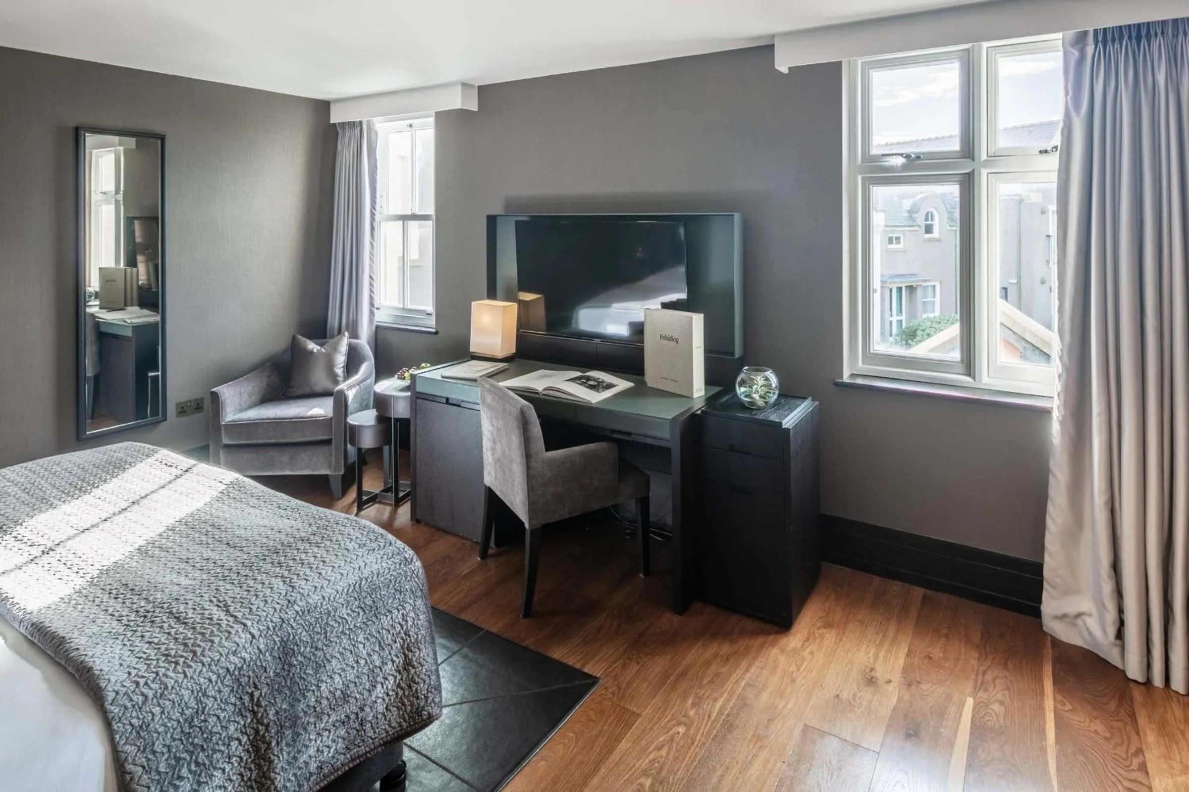 Bed in Twr y Felin Hotel