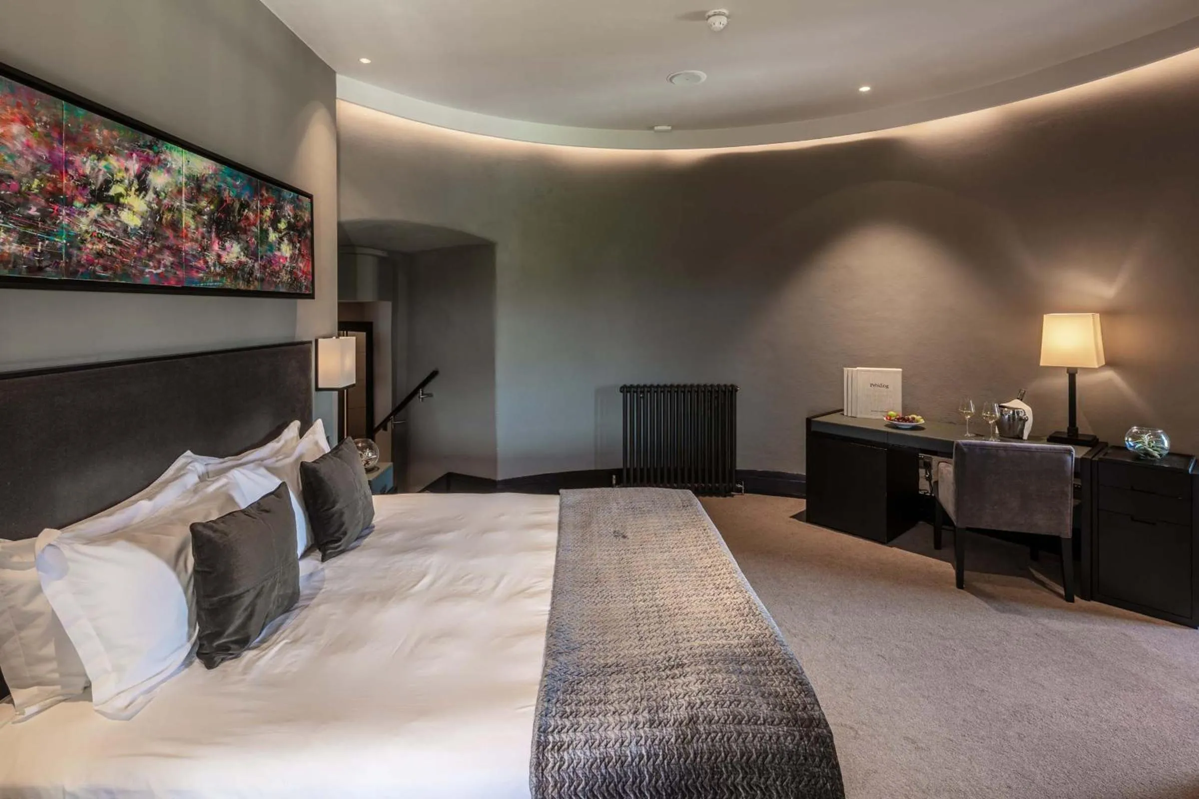 Bed in Twr y Felin Hotel